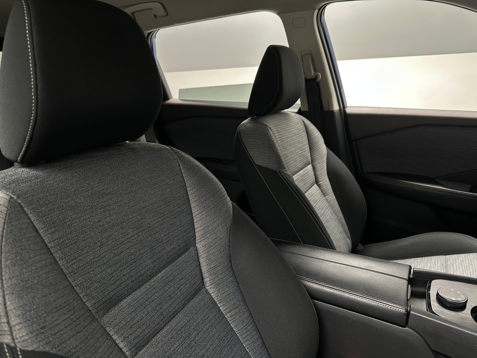 Thumbnail: 2021 Nissan Rogue - 2