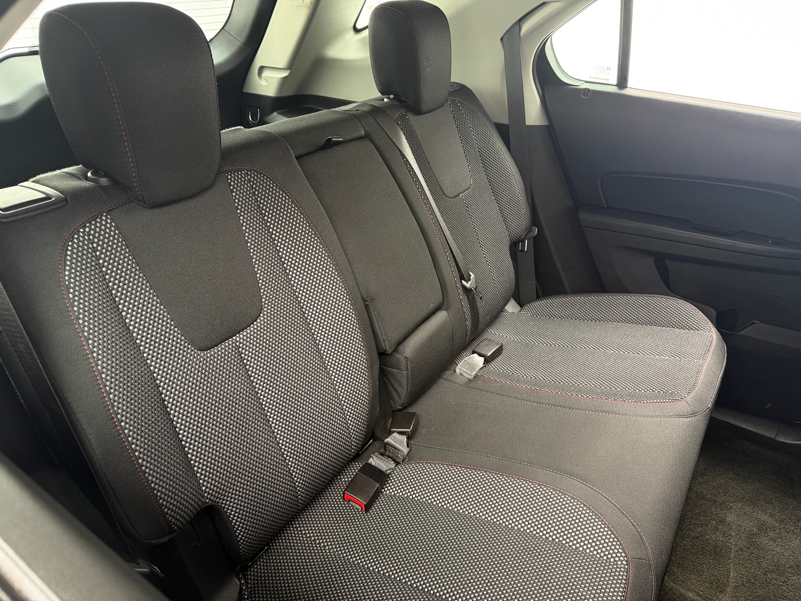 Thumbnail: 2017 Chevrolet Equinox - 6