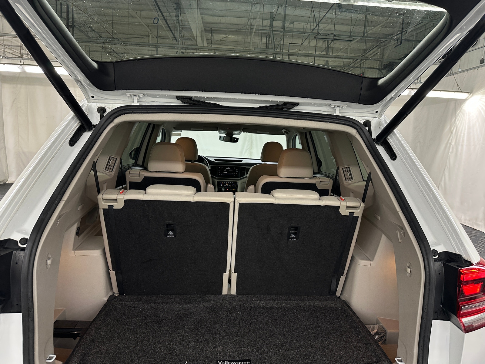 Thumbnail: 2019 Volkswagen Atlas - 6