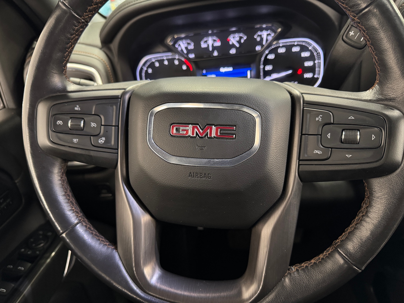 Thumbnail: 2021 GMC Sierra 3500 - 4