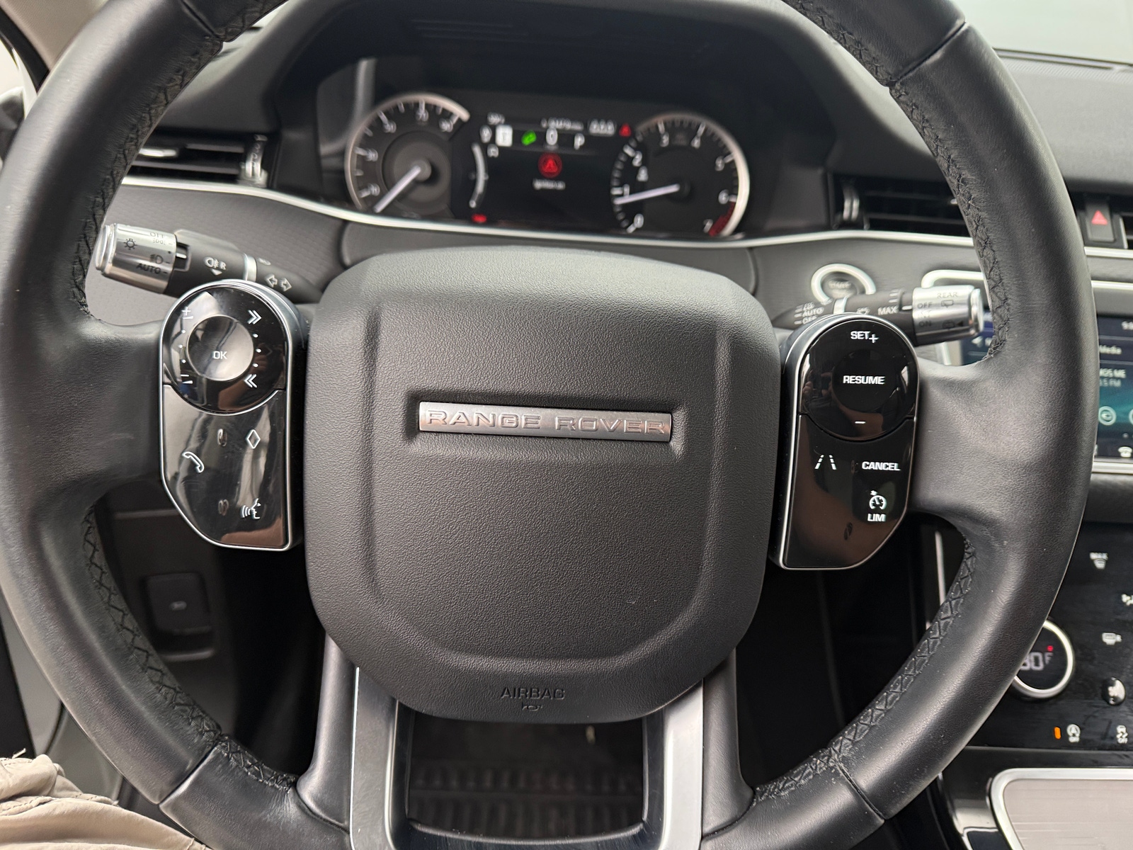 Thumbnail: 2020 Land Rover Range Rover Evoque - 4