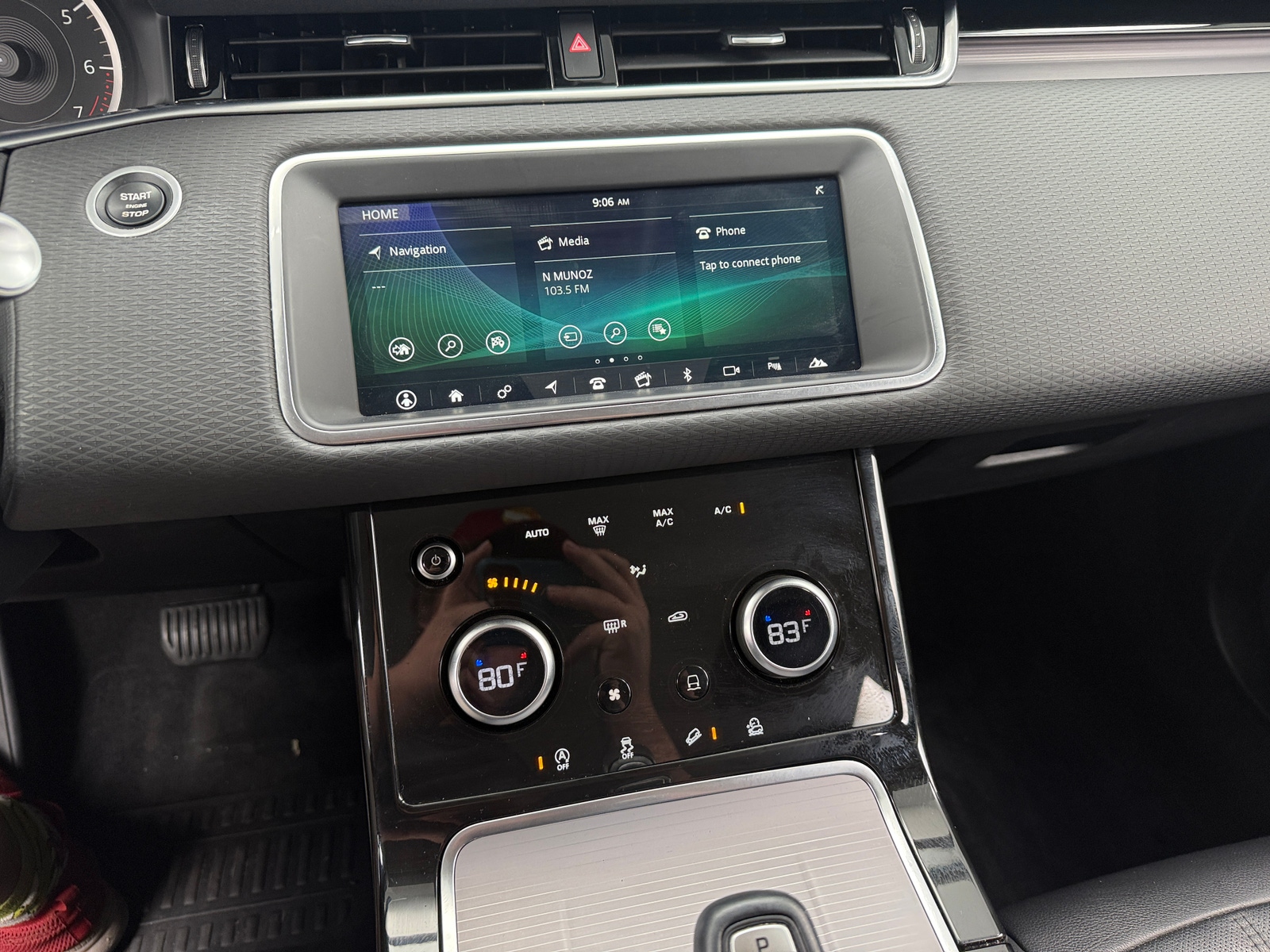 Thumbnail: 2020 Land Rover Range Rover Evoque - 3