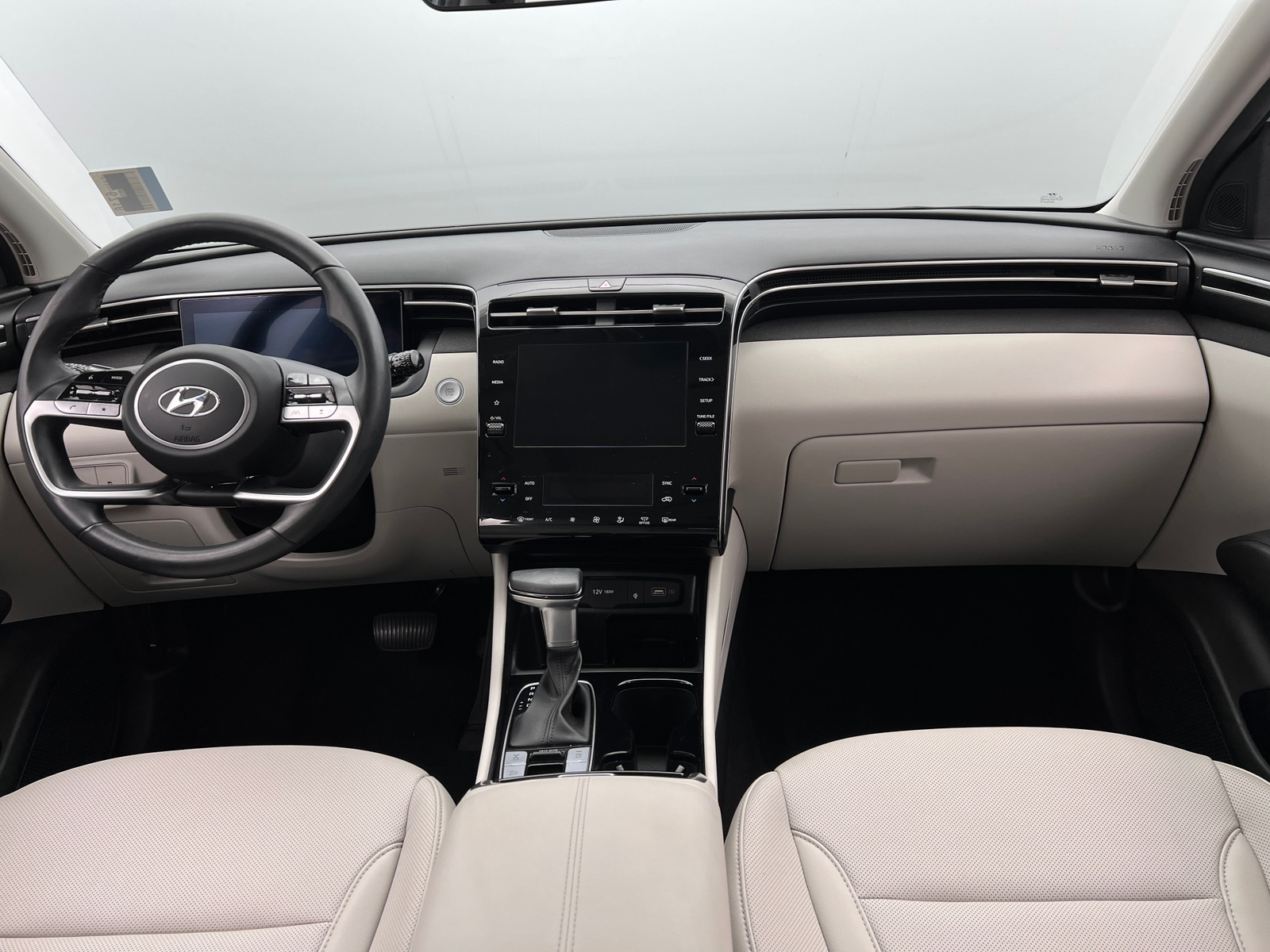 Thumbnail: 2023 Hyundai Tucson - 3