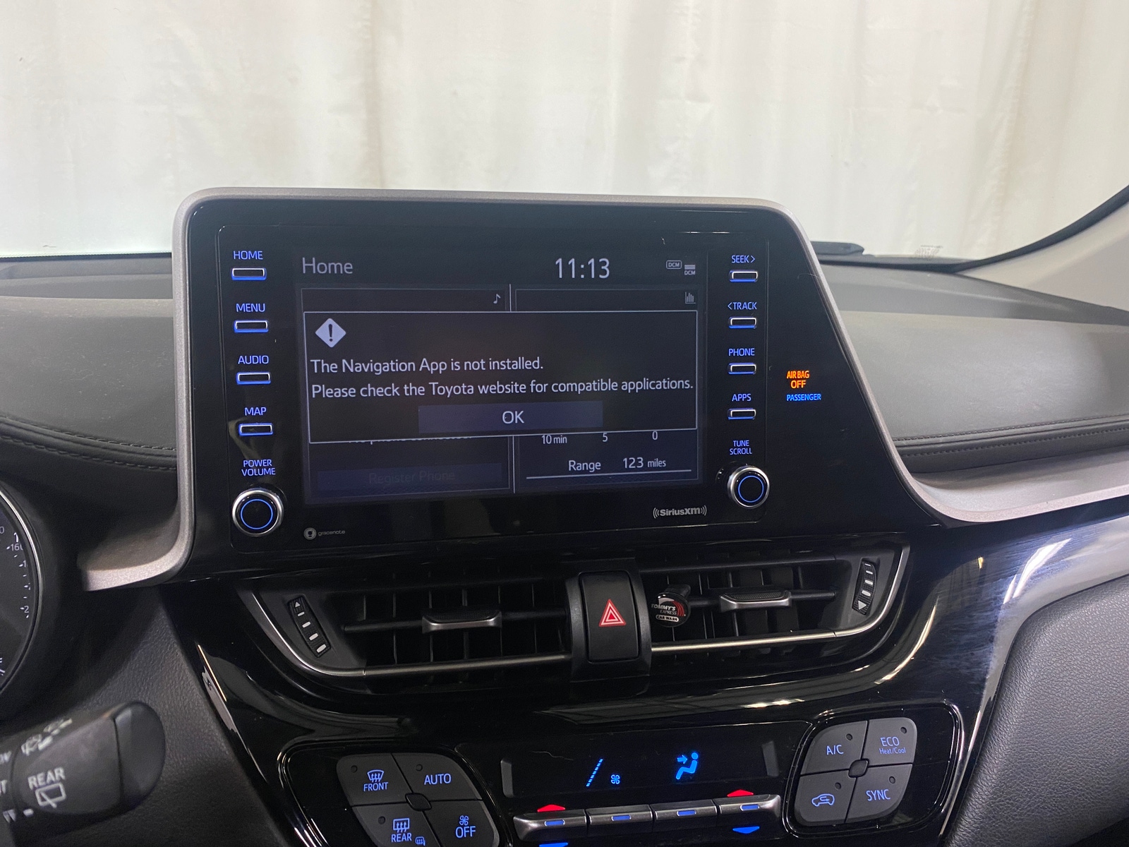 Thumbnail: 2020 Toyota C-HR - 4