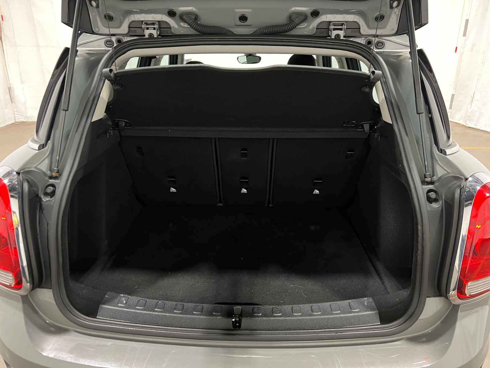 Thumbnail: 2017 MINI Cooper Countryman - 6