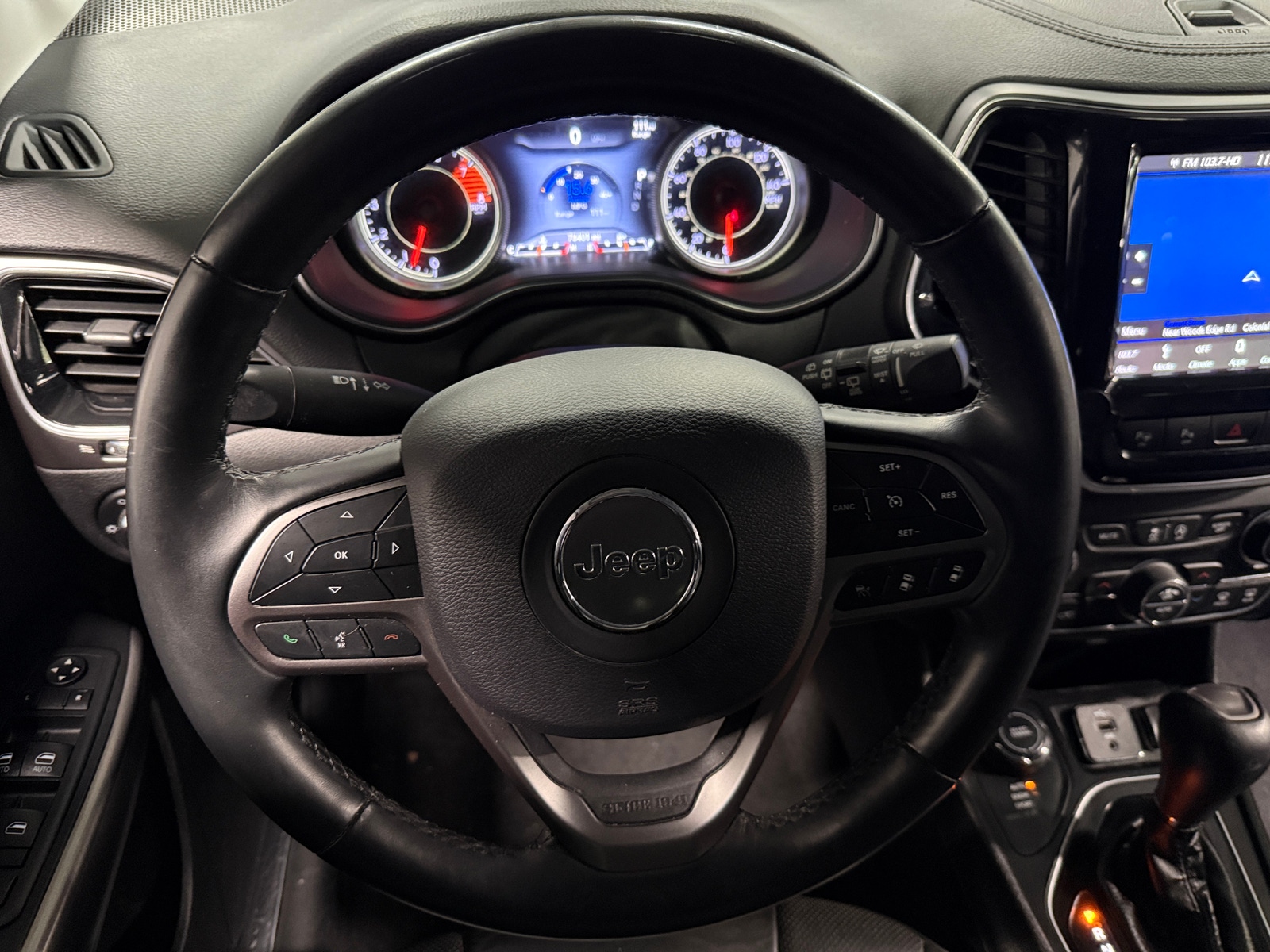 Thumbnail: 2019 Jeep Cherokee - 4