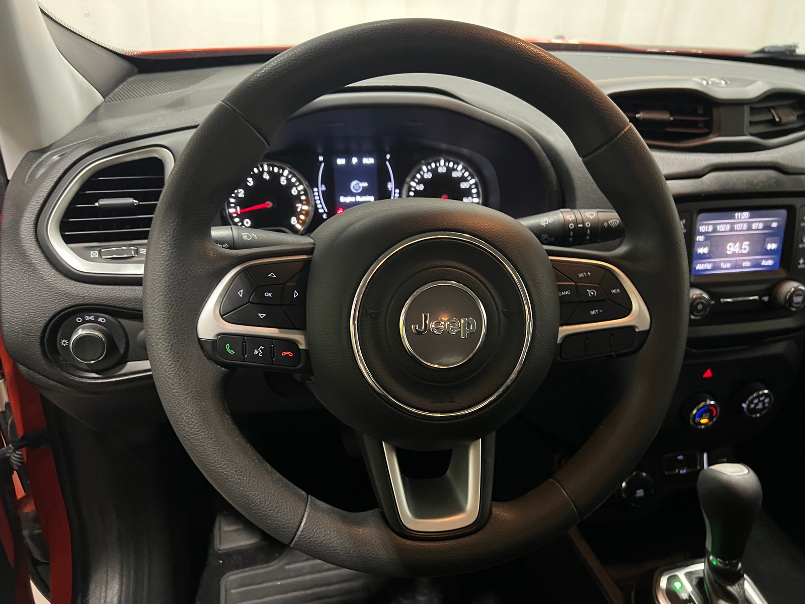 Thumbnail: 2018 Jeep Renegade - 5