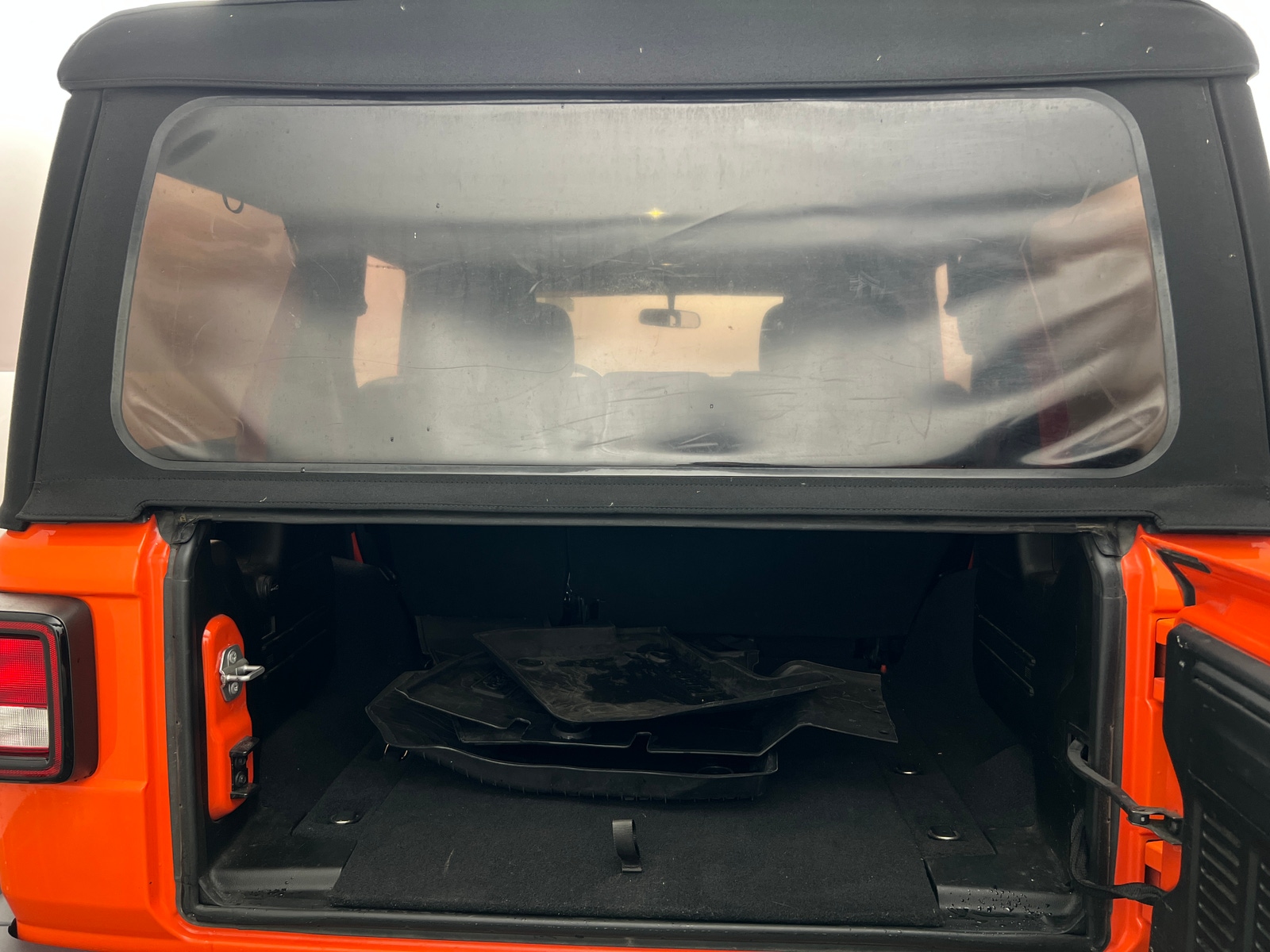 Thumbnail: 2018 Jeep Wrangler - 7