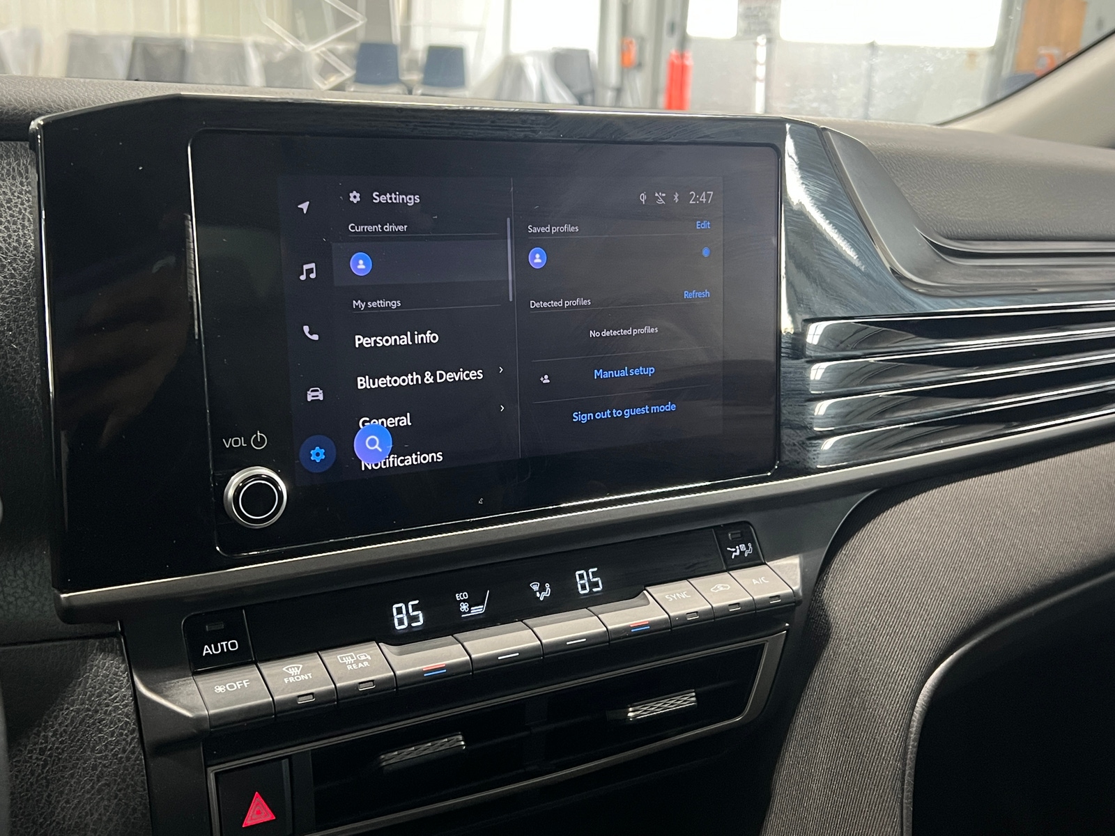 Thumbnail: 2025 Toyota Camry - 4