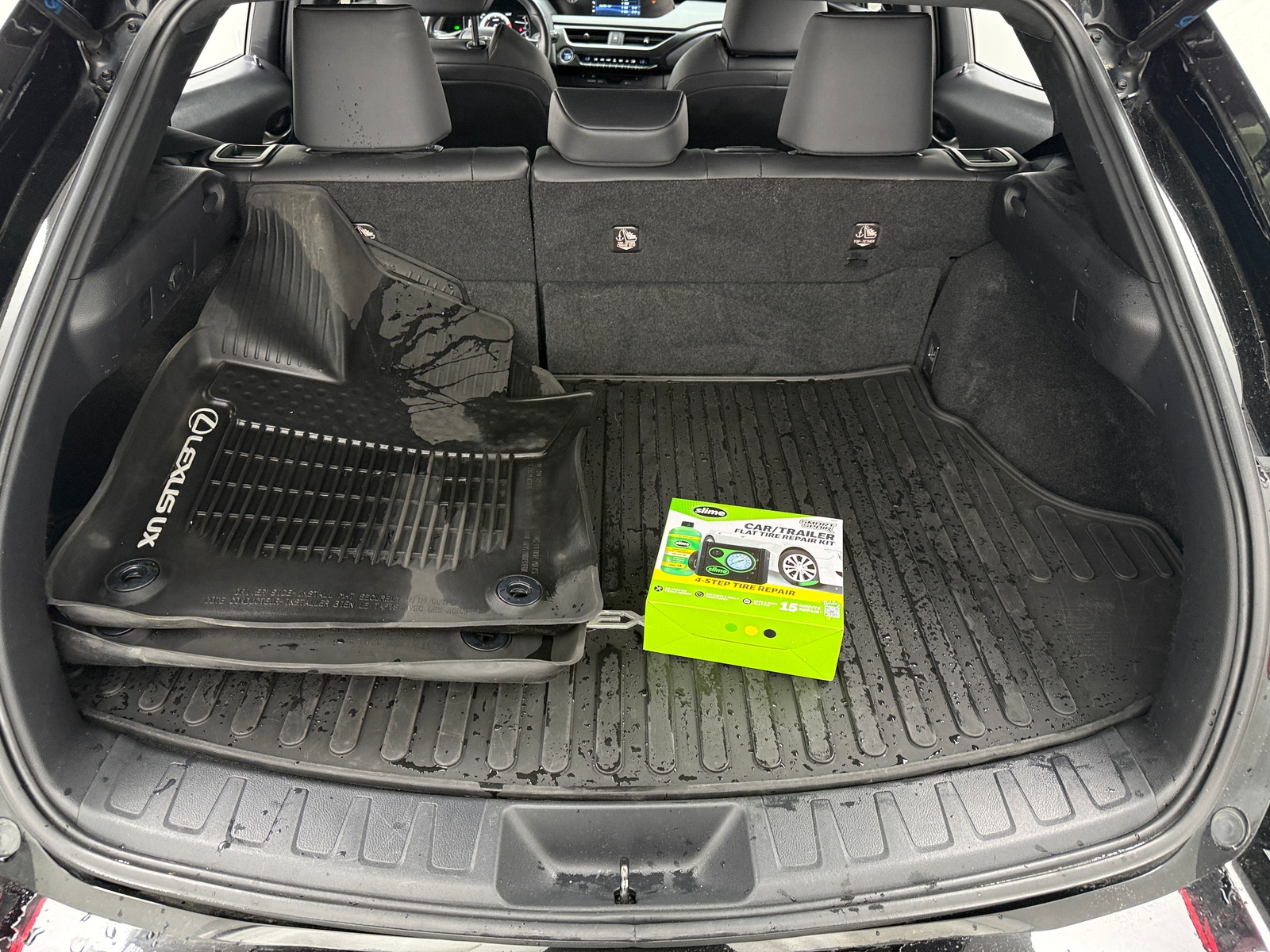 Thumbnail: 2021 Lexus UX - 6