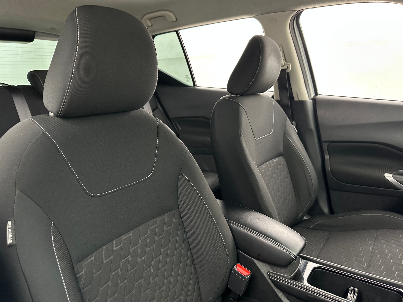 Thumbnail: 2021 Nissan Kicks - 2