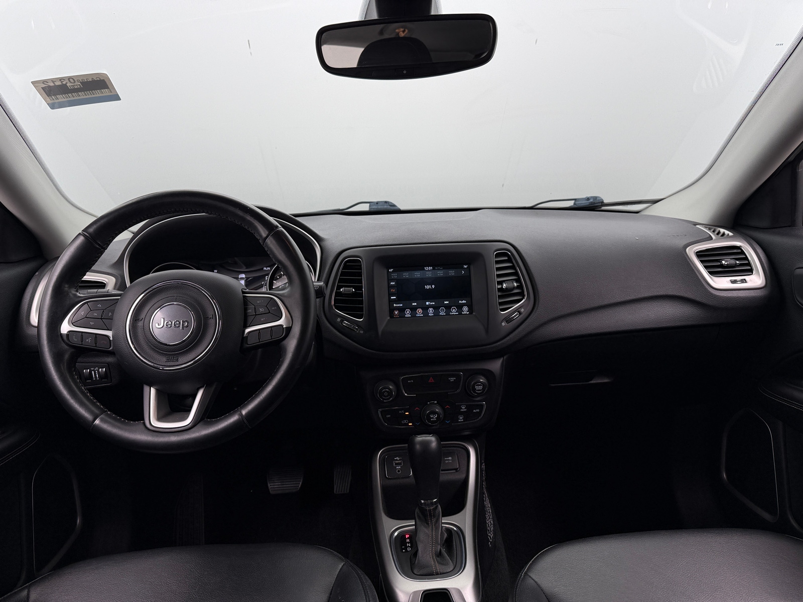 Thumbnail: 2019 Jeep Compass - 3