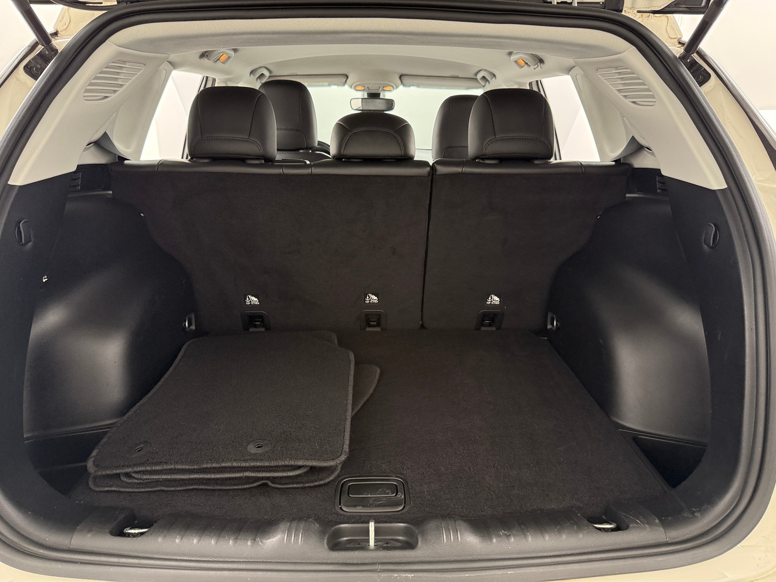 Thumbnail: 2019 Jeep Compass - 7