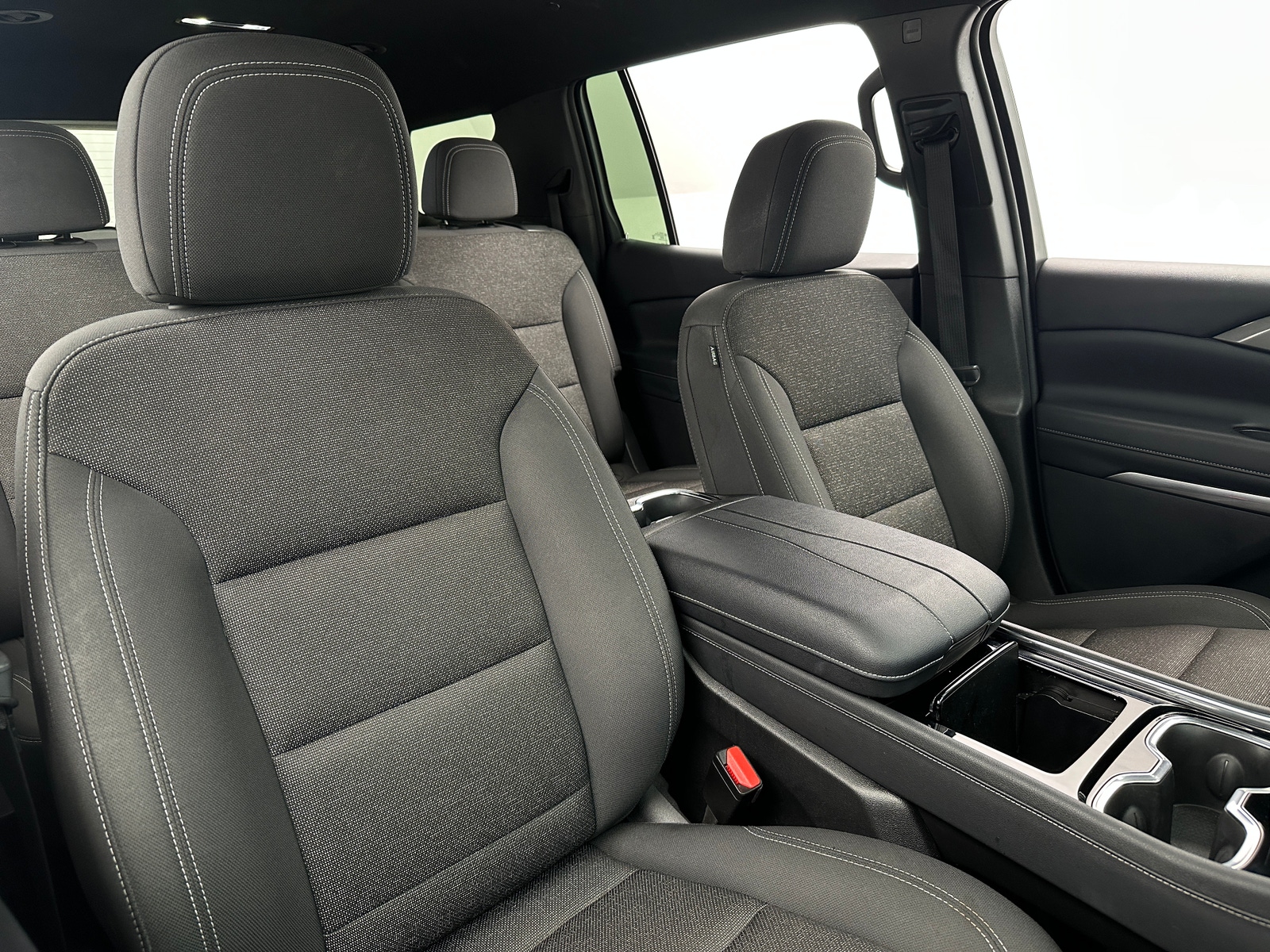 Thumbnail: 2024 Chevrolet Traverse - 2