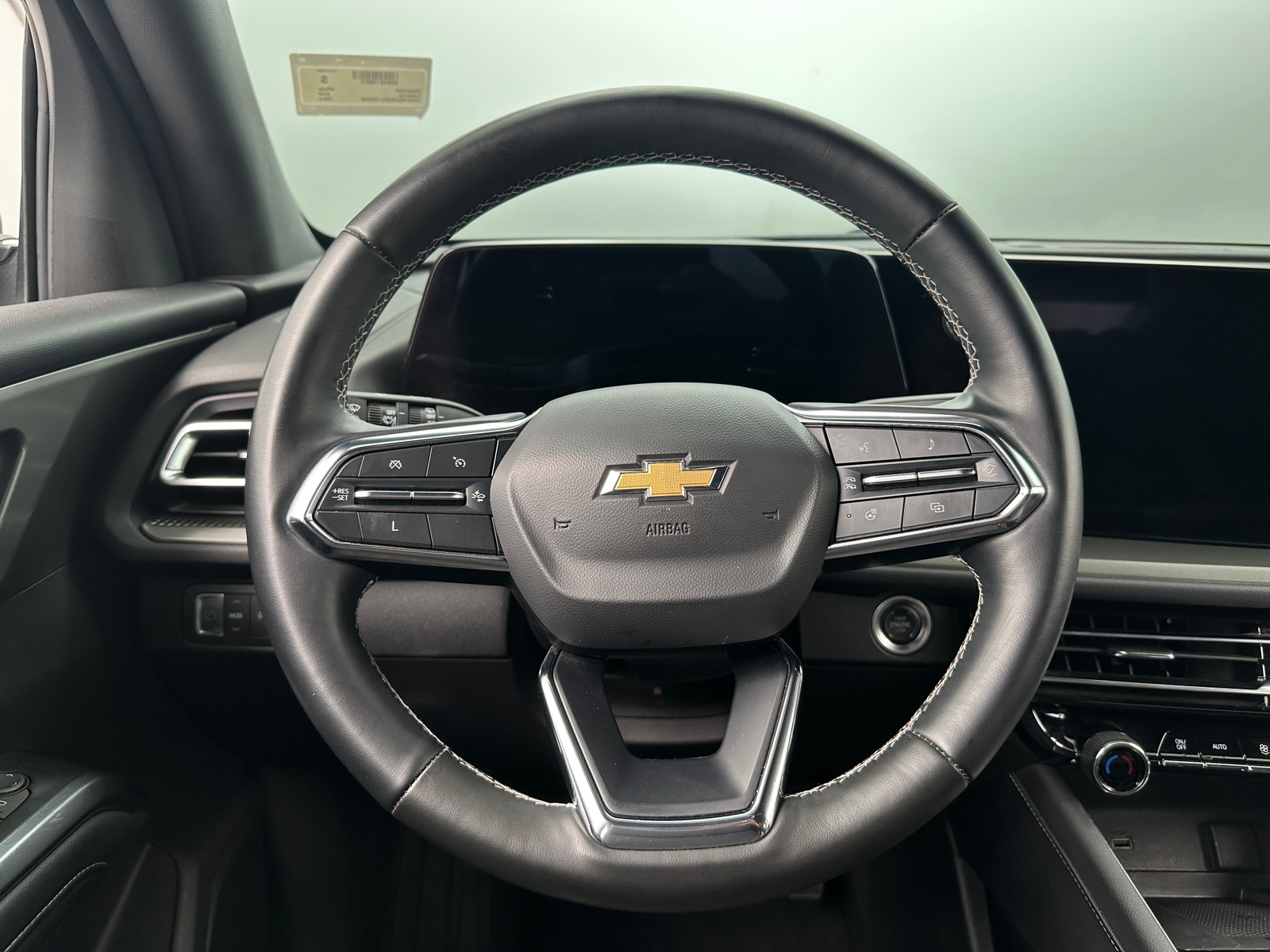 Thumbnail: 2024 Chevrolet Traverse - 5