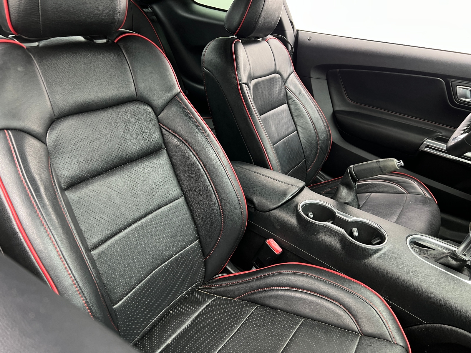 Thumbnail: 2019 Ford Mustang - 2