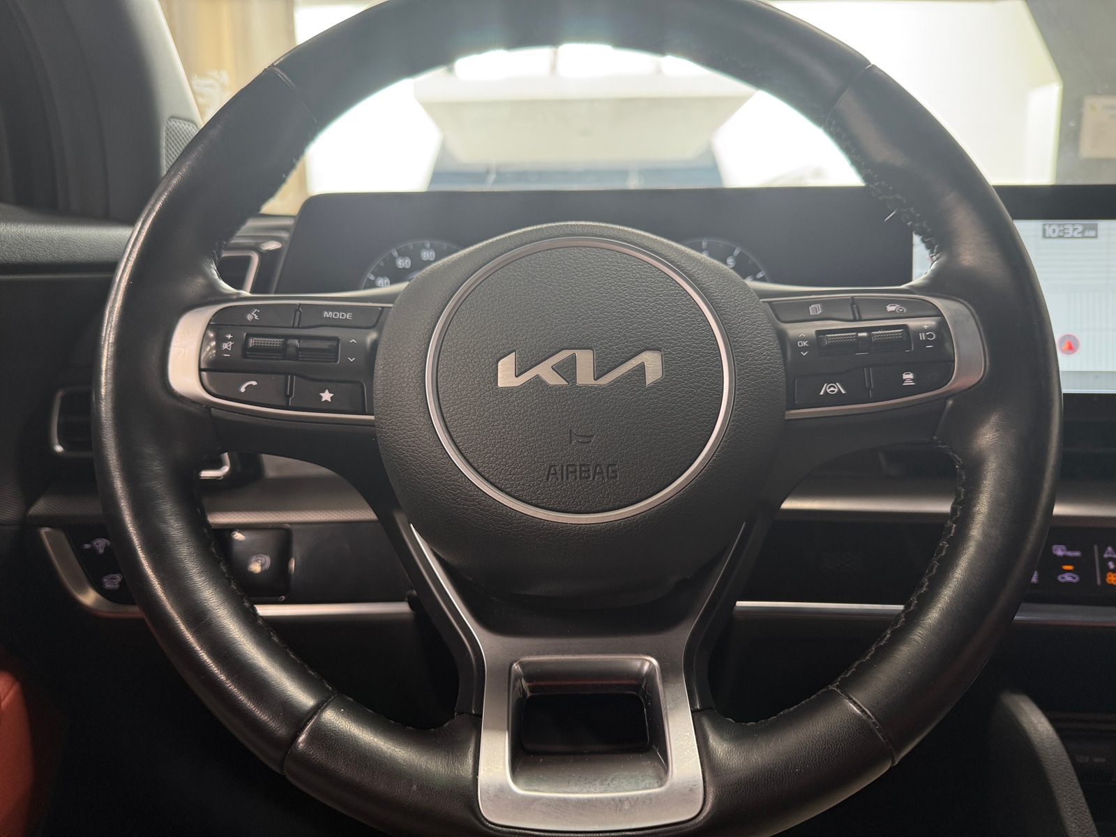 Thumbnail: 2023 Kia Sportage - 4