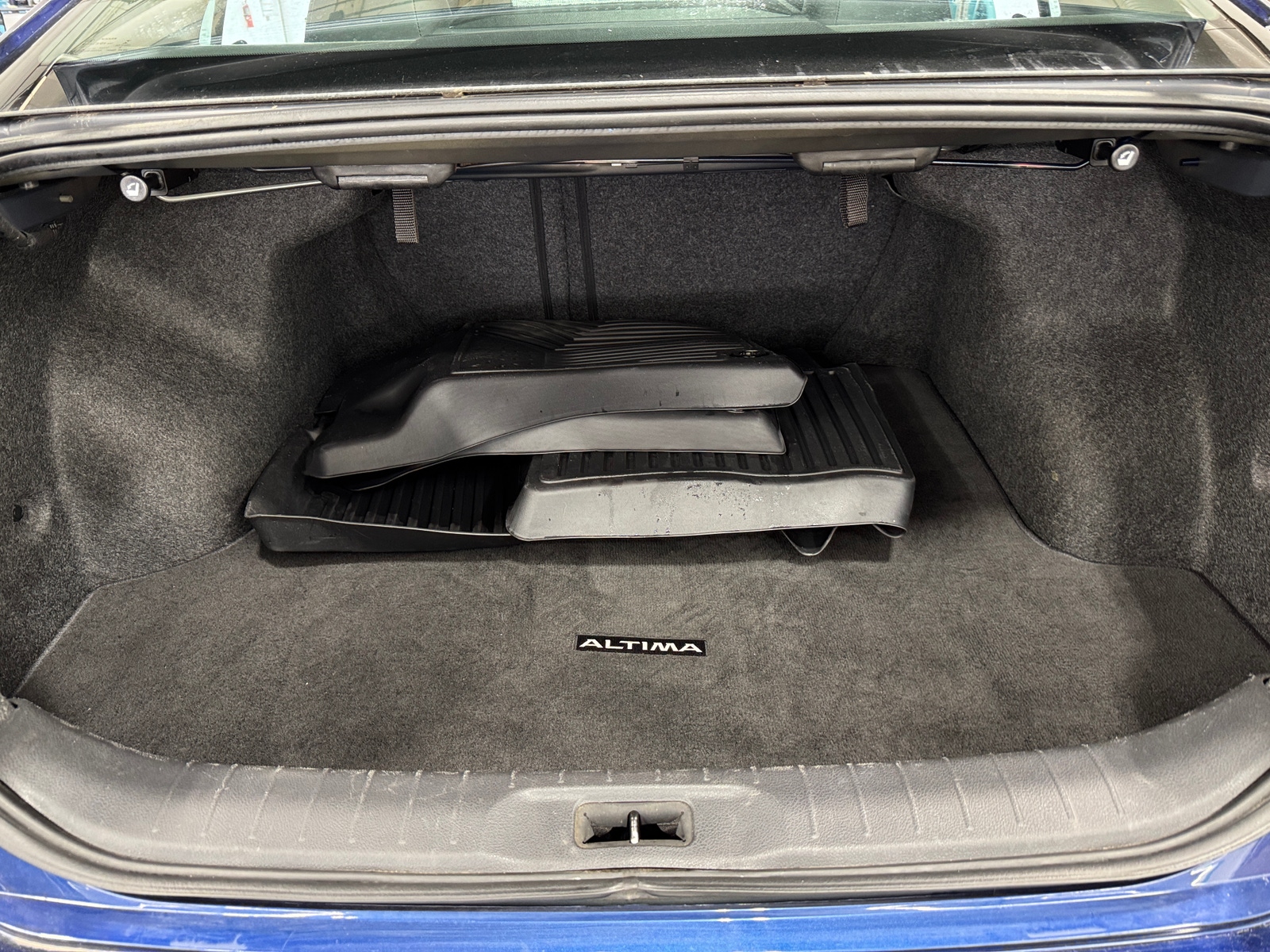 Thumbnail: 2020 Nissan Altima - 7