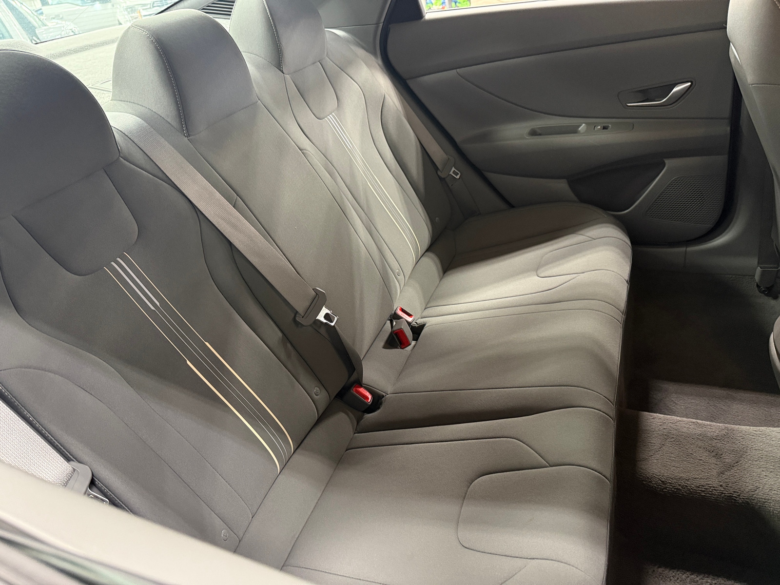 Thumbnail: 2023 Hyundai Elantra - 6