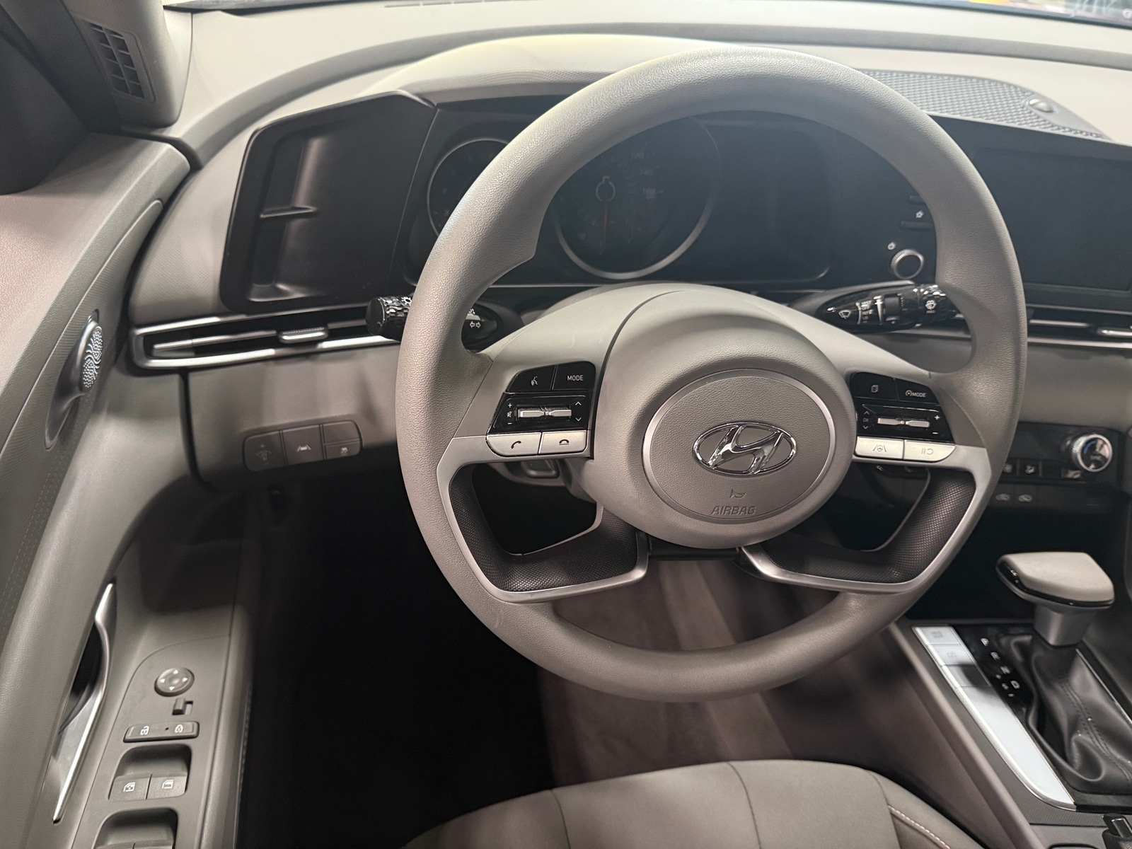 Thumbnail: 2023 Hyundai Elantra - 5