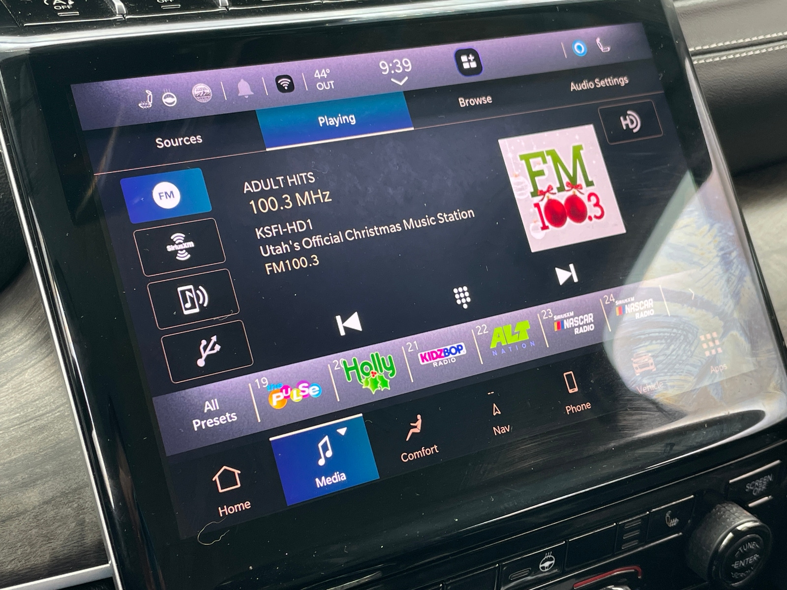 Thumbnail: 2023 Jeep Grand Cherokee L - 3