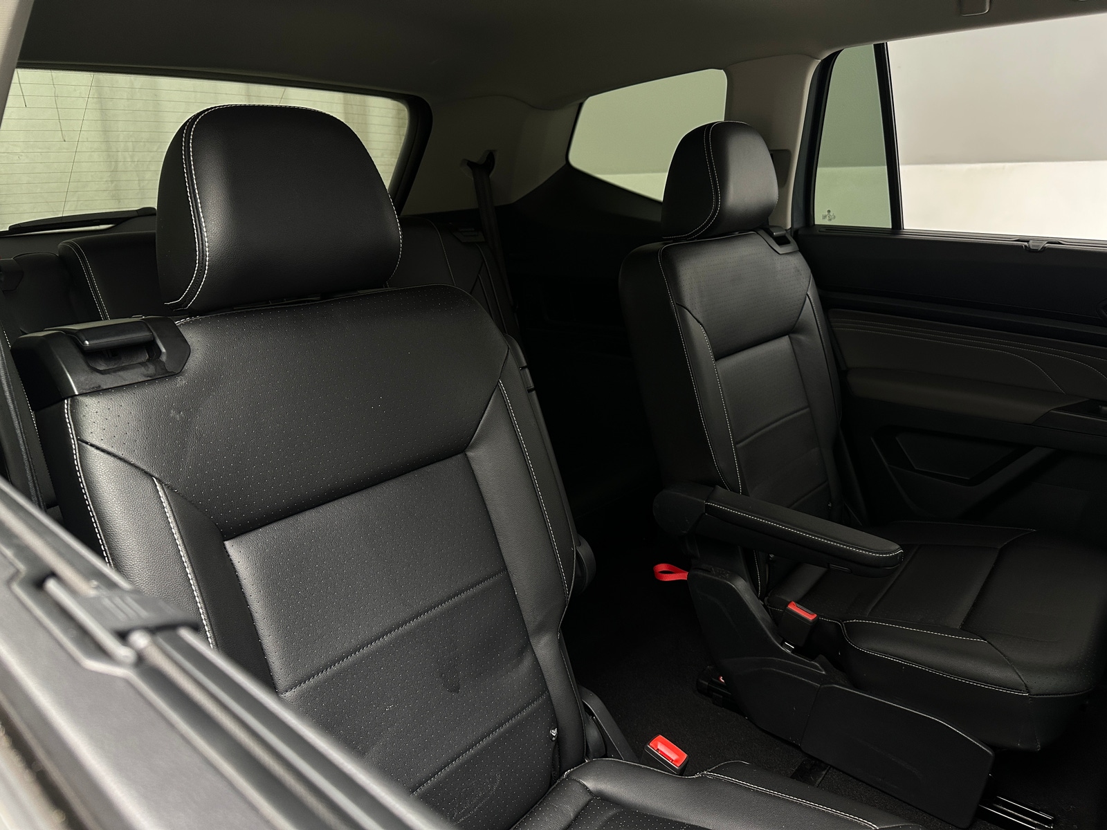 Thumbnail: 2022 Volkswagen Atlas - 5