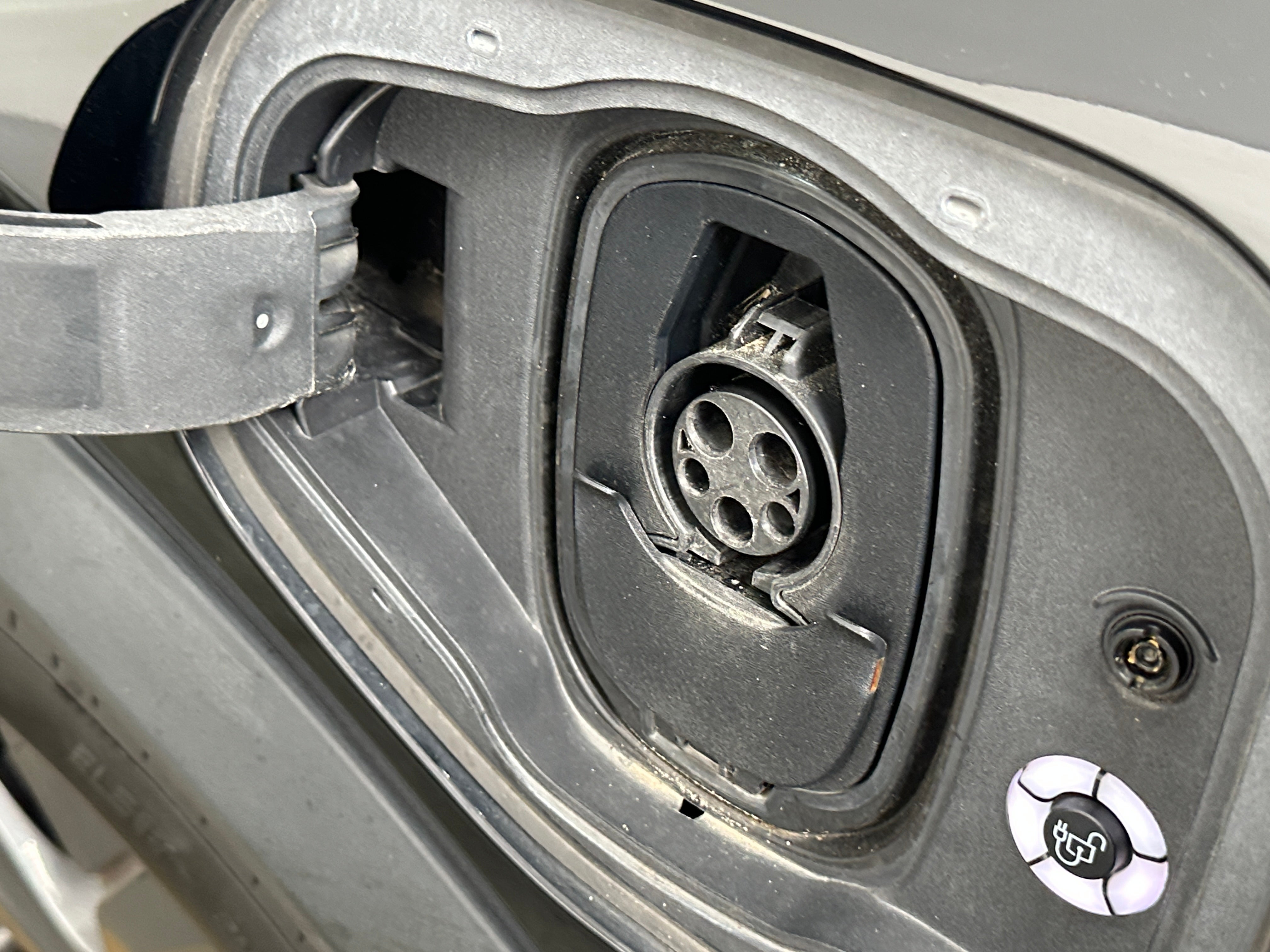 Used 2021 Ford Mustang Mach-E Select AWD with VIN 3FMTK1SS8MMA42281 for sale in Auburn, WA