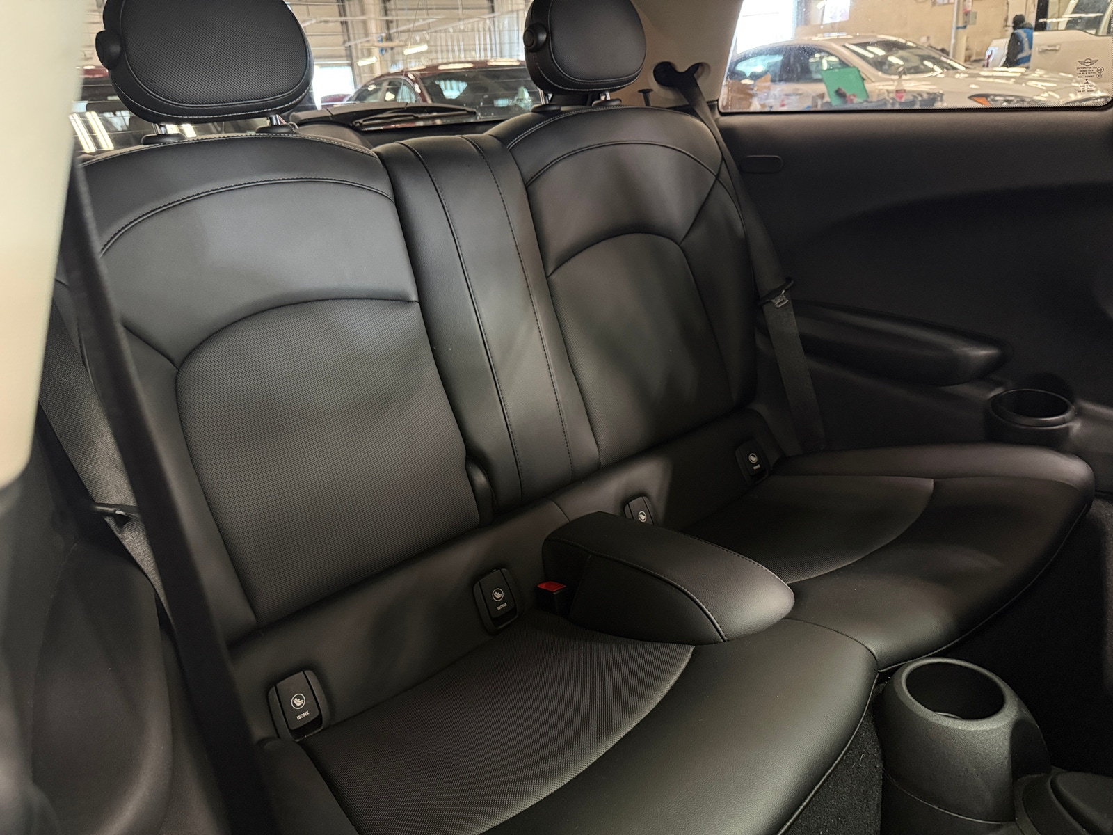 Thumbnail: 2015 MINI Cooper Hardtop - 5