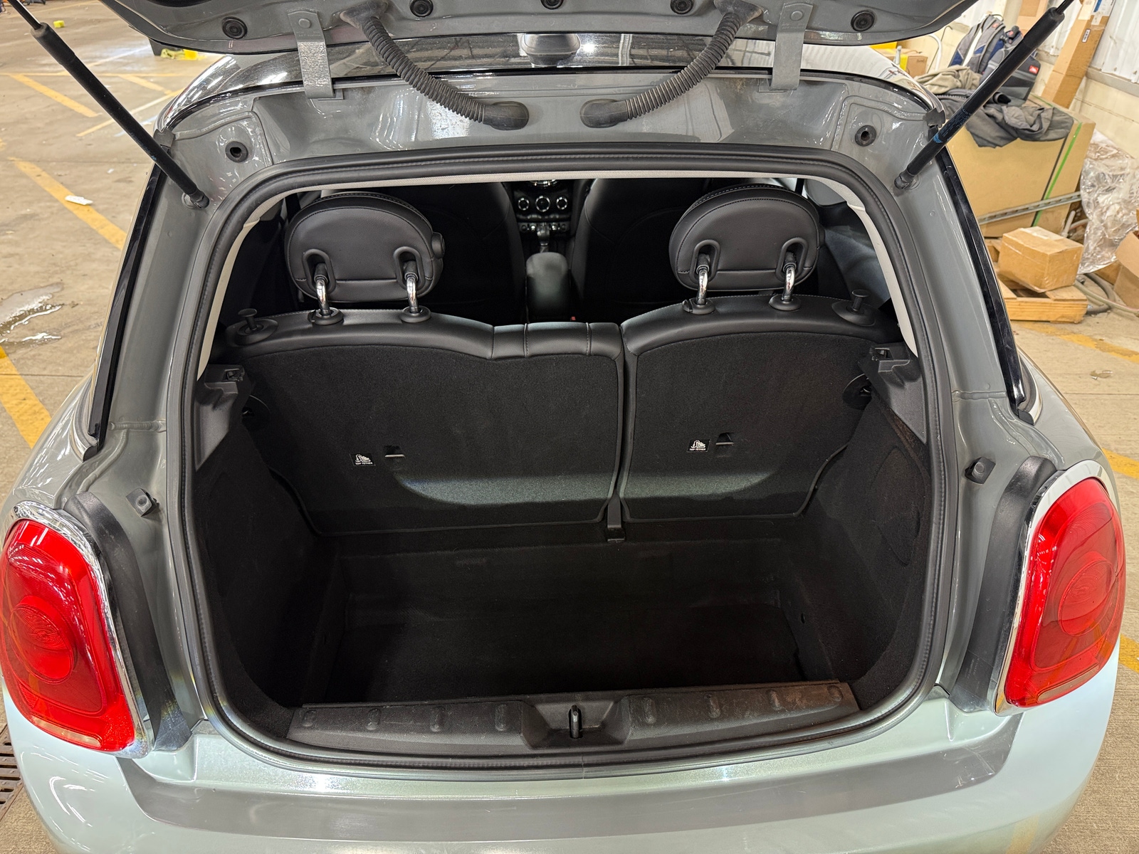 Thumbnail: 2015 MINI Cooper Hardtop - 6