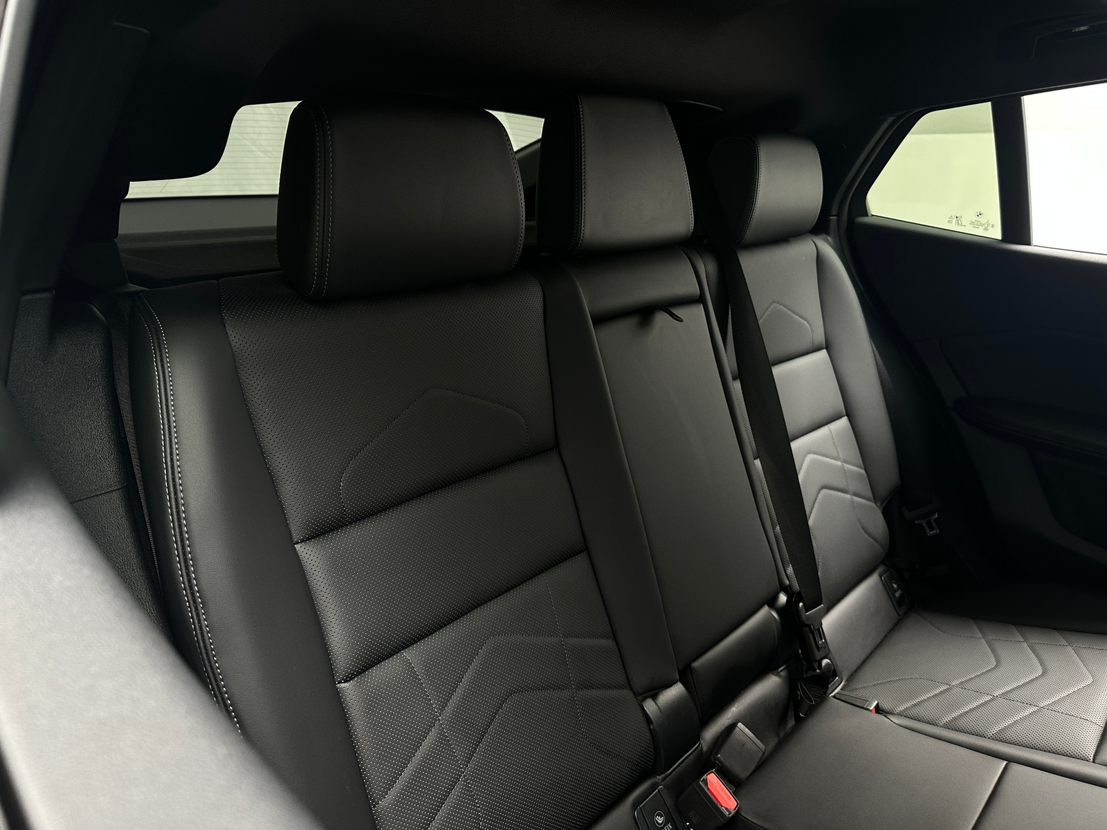 Thumbnail: 2025 BMW X2 - 5