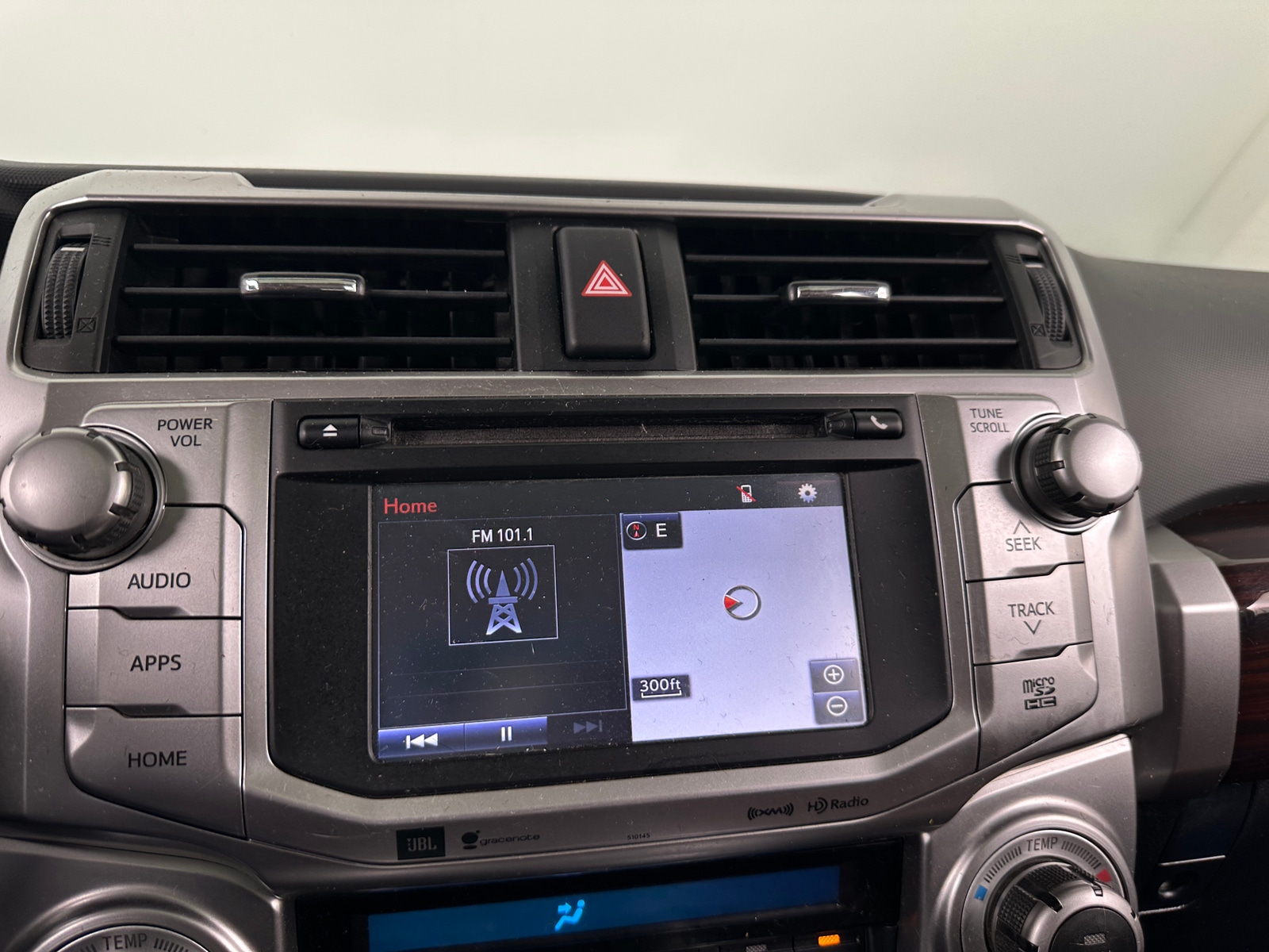 Thumbnail: 2018 Toyota 4Runner - 3