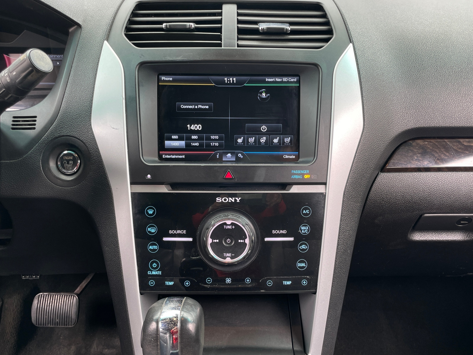 Thumbnail: 2013 Ford Explorer - 3