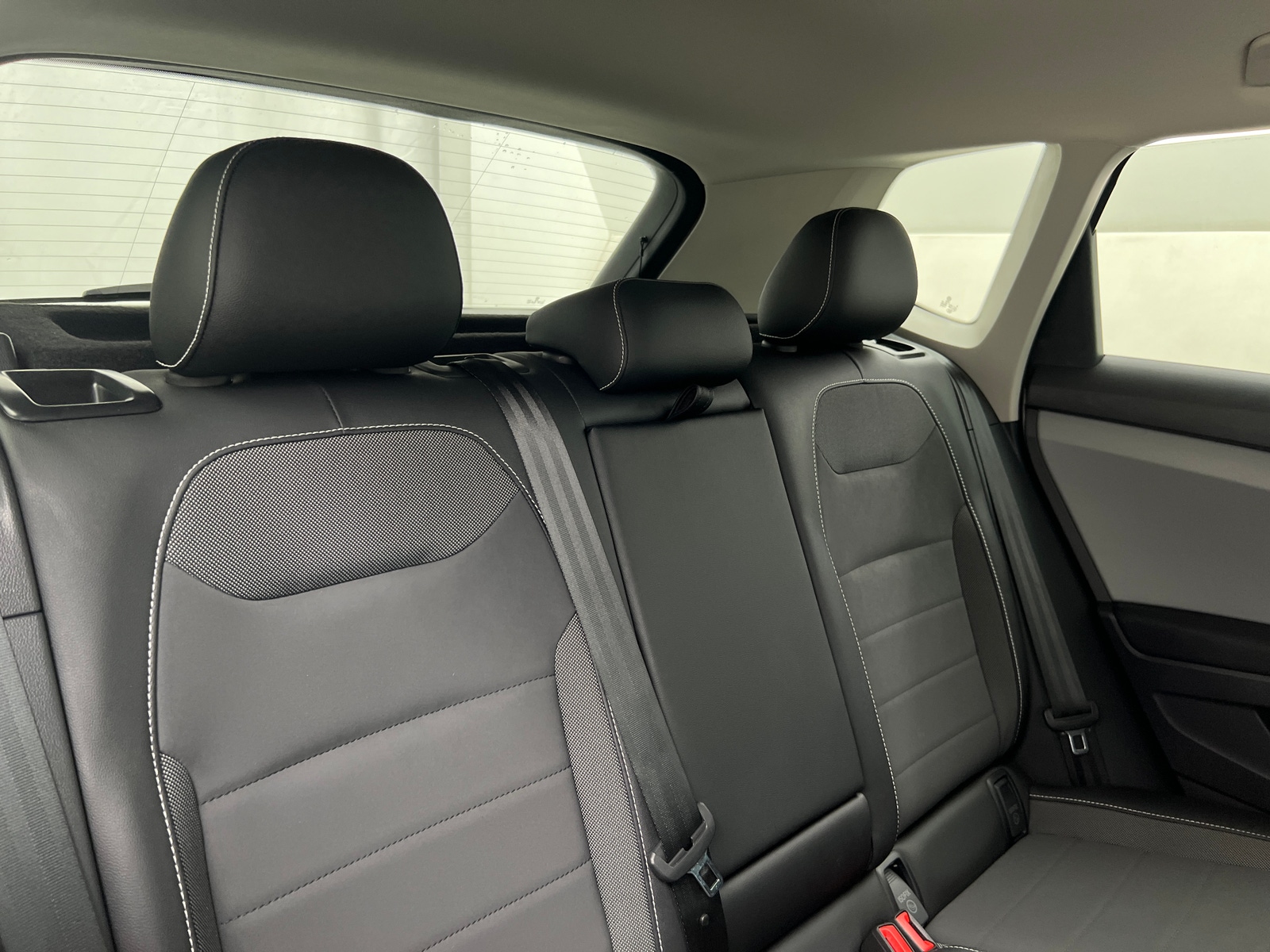 Thumbnail: 2022 Volkswagen Taos - 5