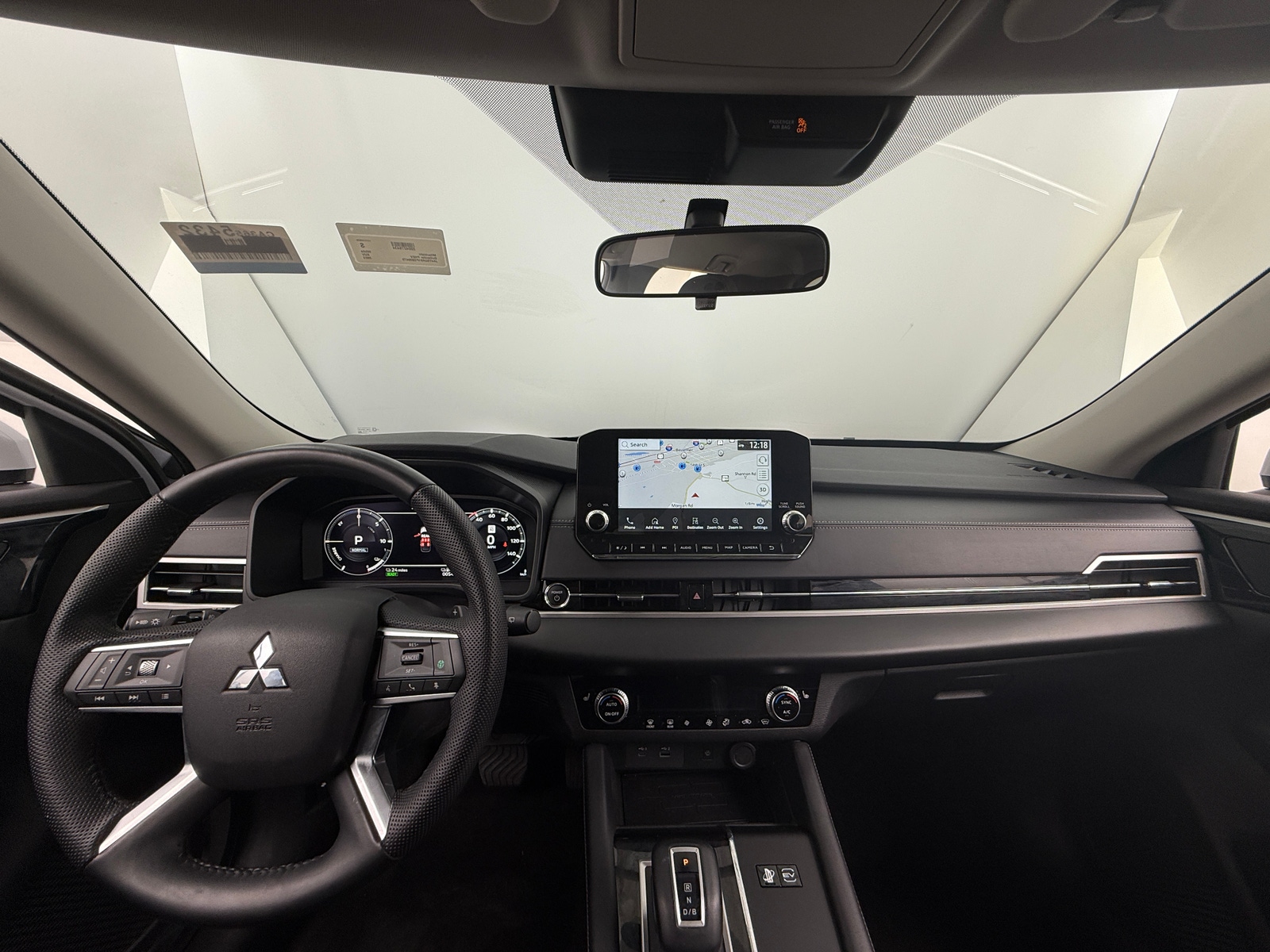 Thumbnail: 2023 Mitsubishi Outlander - 2