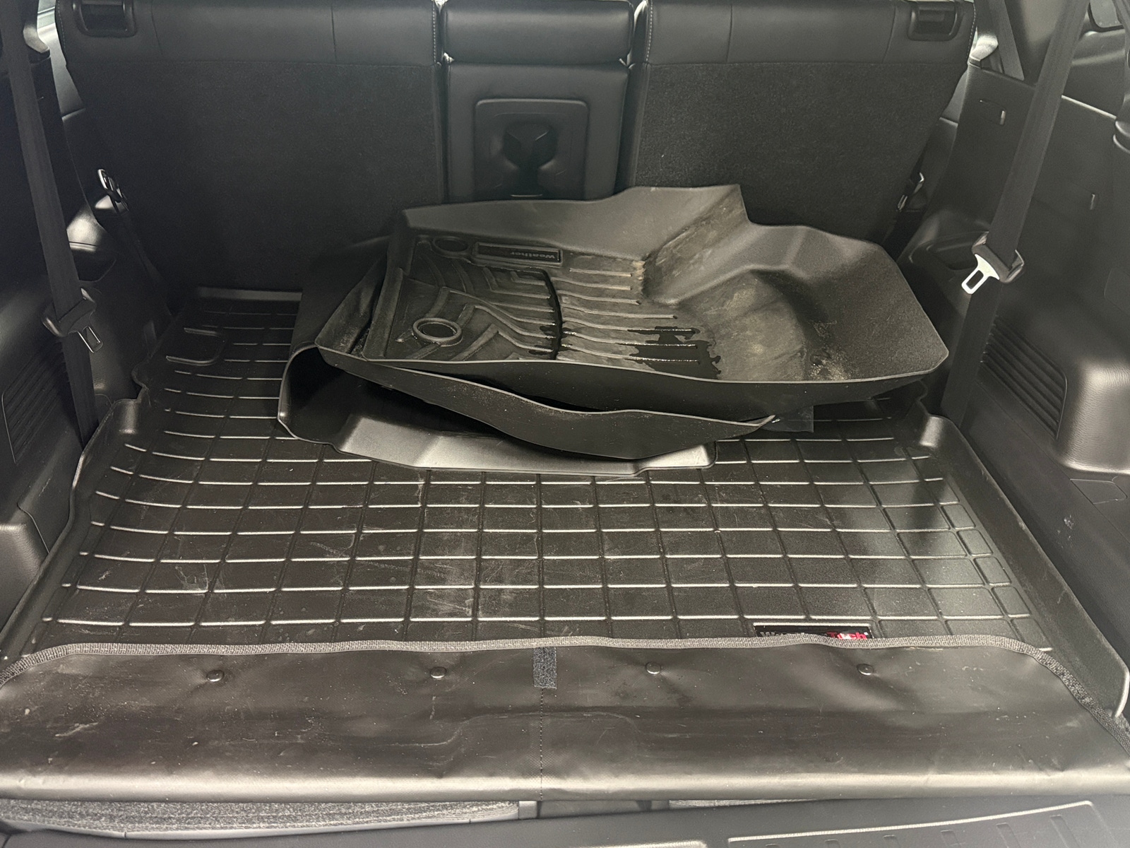 Thumbnail: 2023 Mitsubishi Outlander - 6