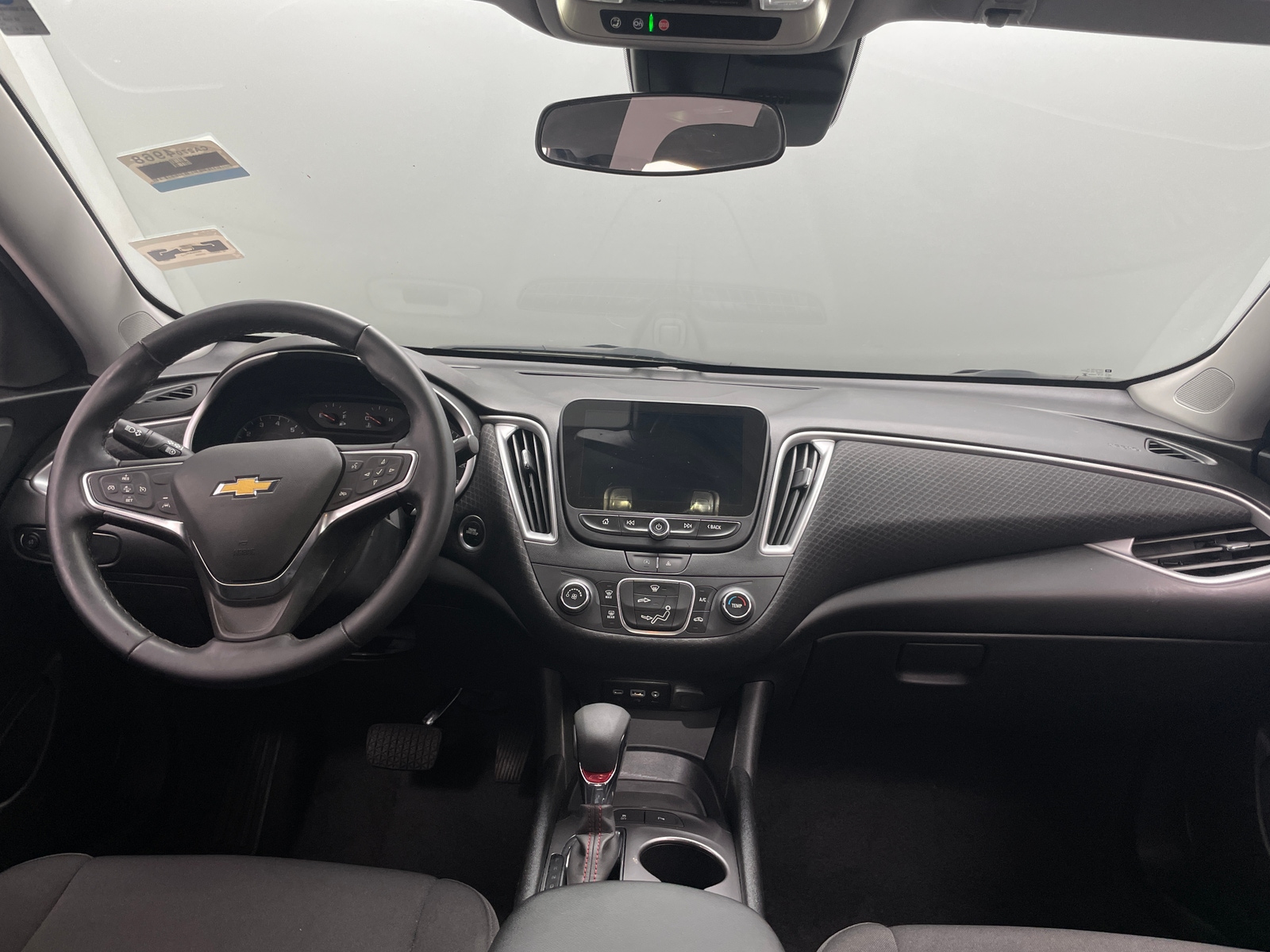 Thumbnail: 2024 Chevrolet Malibu - 3