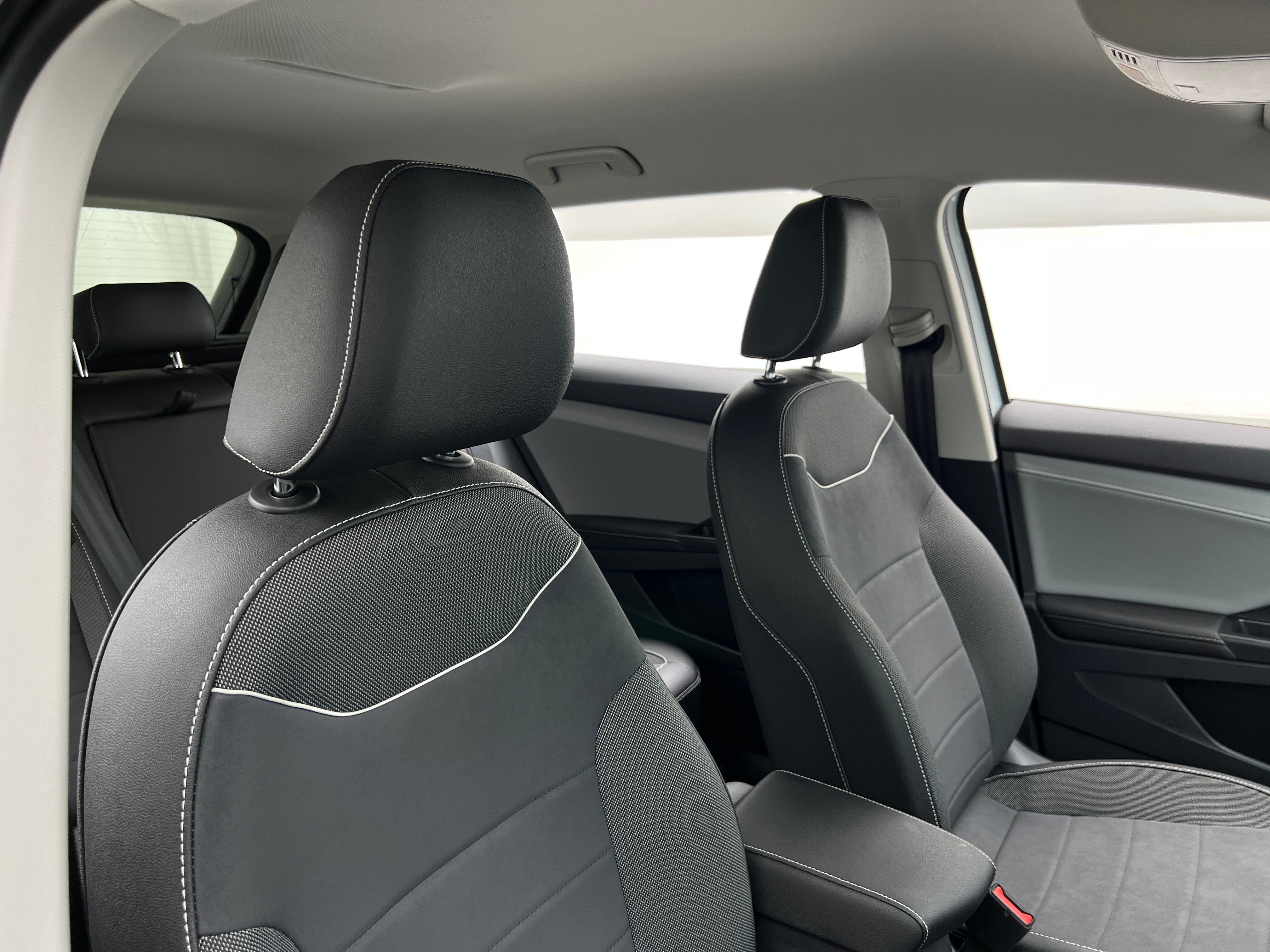 2024 Volkswagen Taos