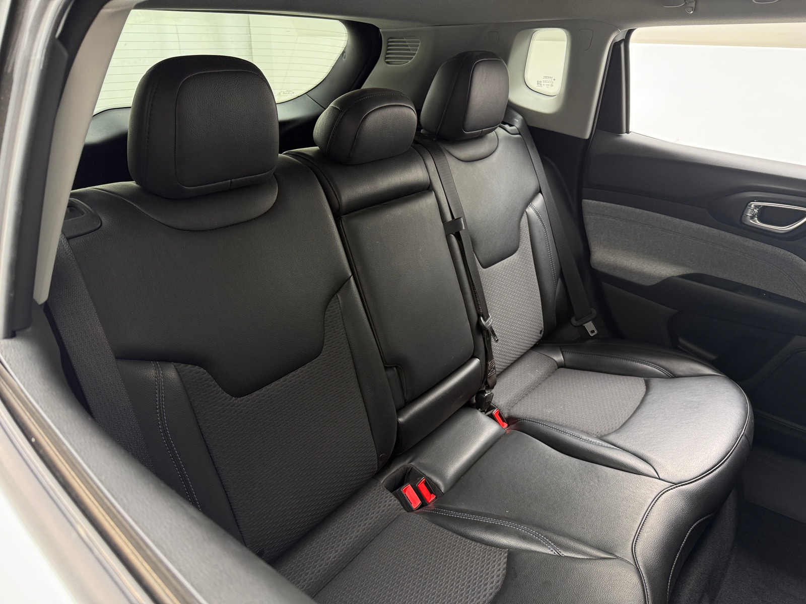 Thumbnail: 2022 Jeep Compass - 6