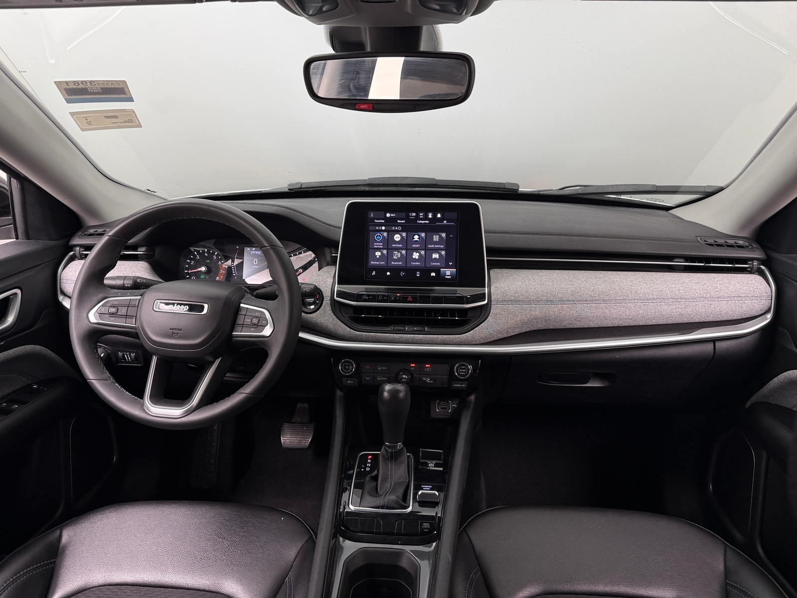 Thumbnail: 2022 Jeep Compass - 3