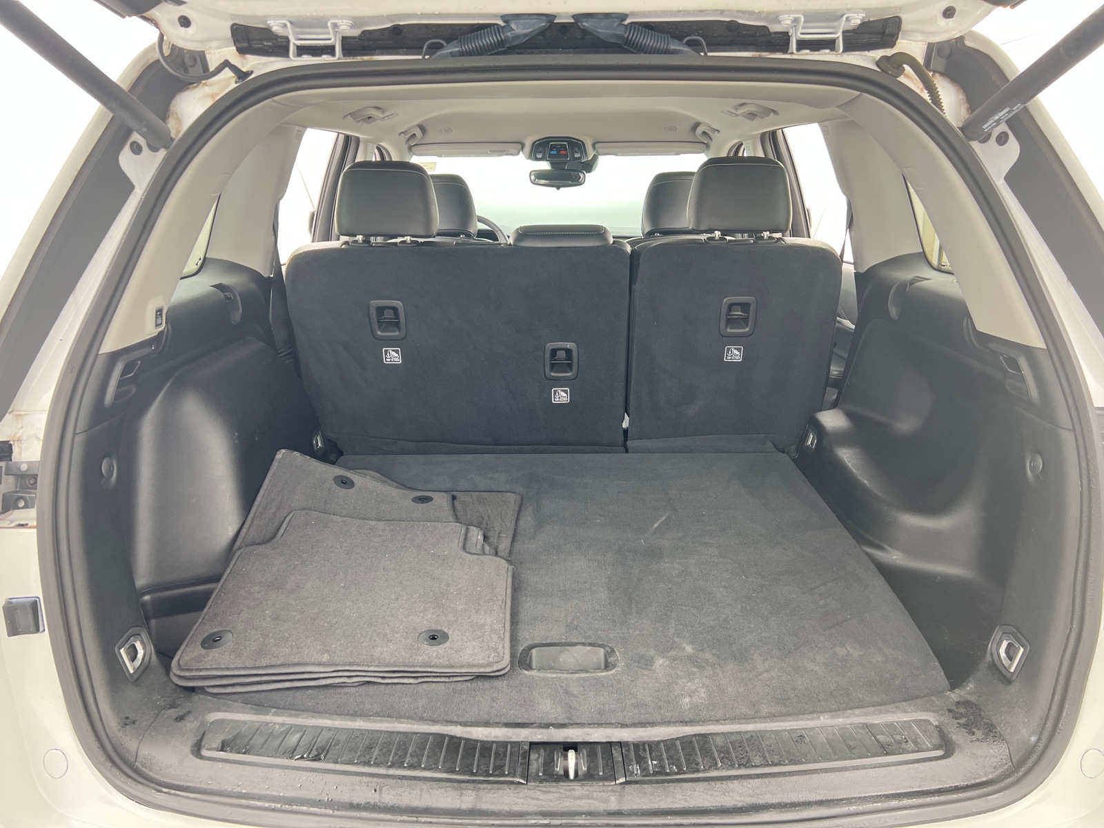 Thumbnail: 2023 Jeep Grand Cherokee - 6