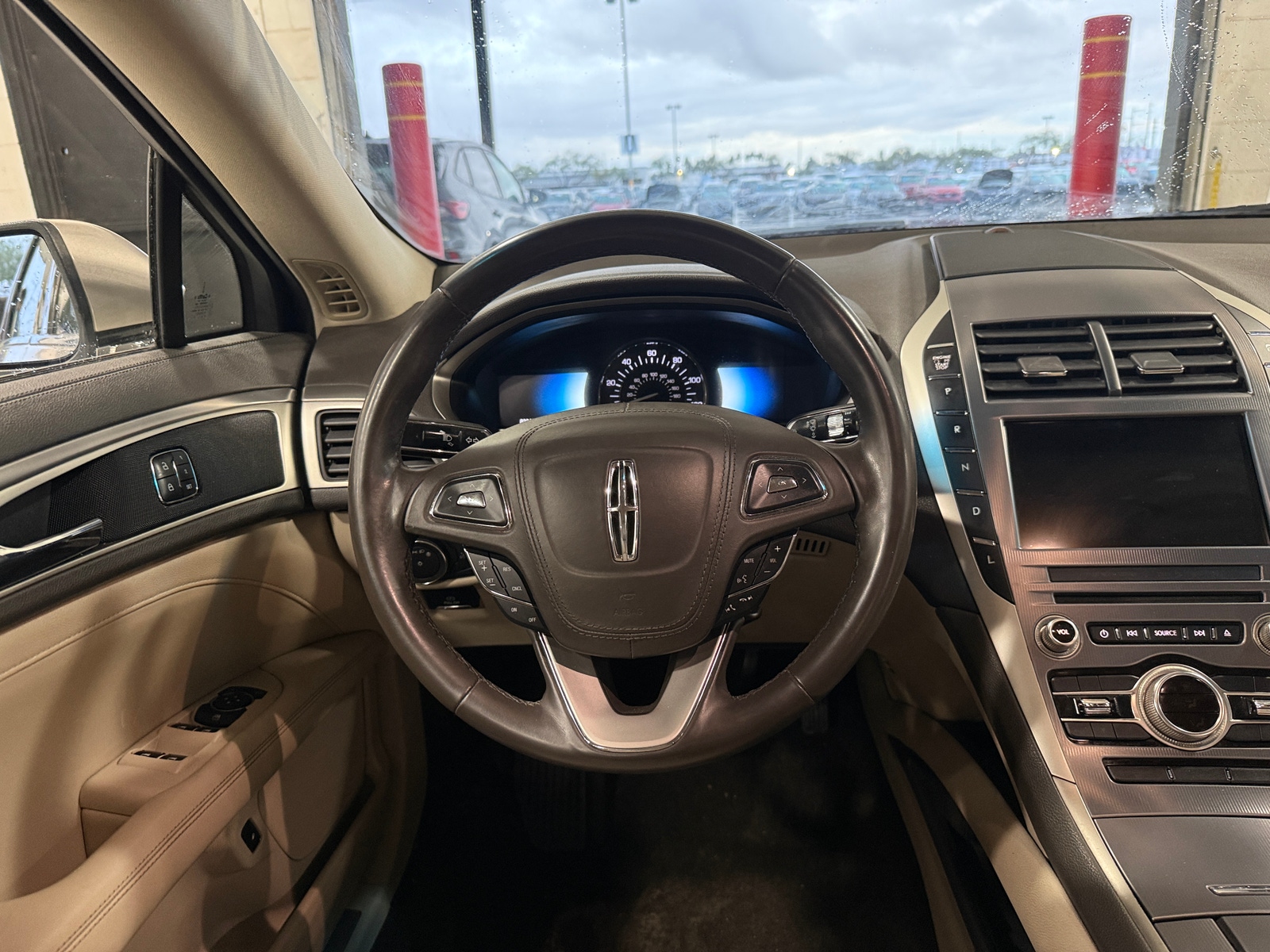 Thumbnail: 2017 Lincoln MKZ - 4