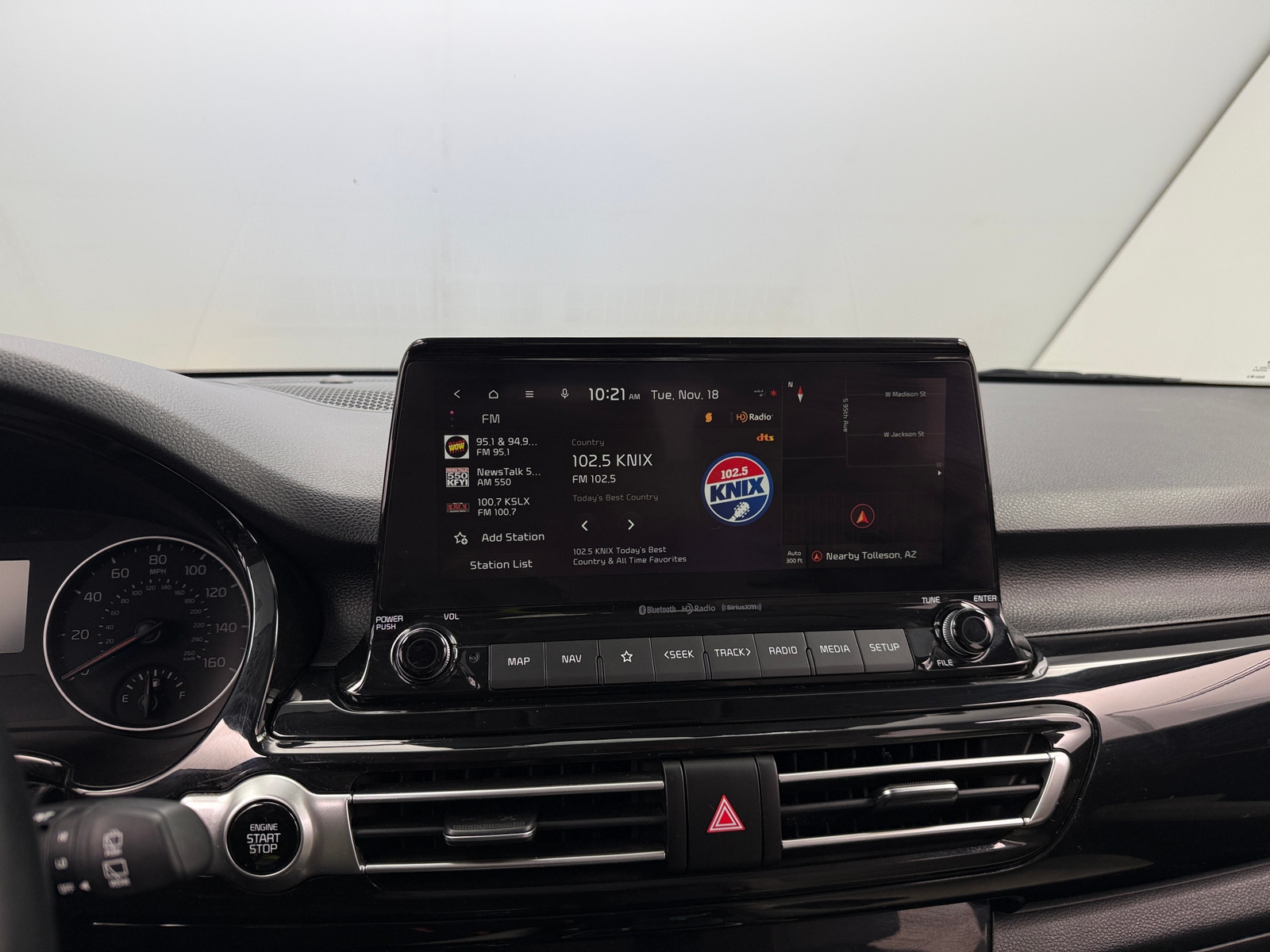 Thumbnail: 2023 Kia Seltos - 3