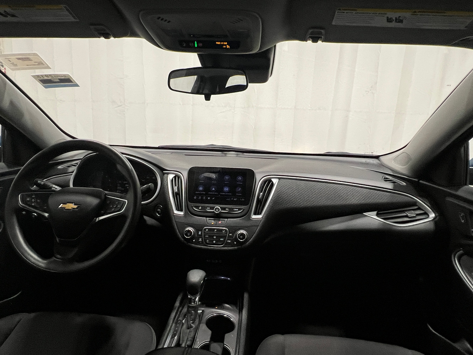 Thumbnail: 2024 Chevrolet Malibu - 3