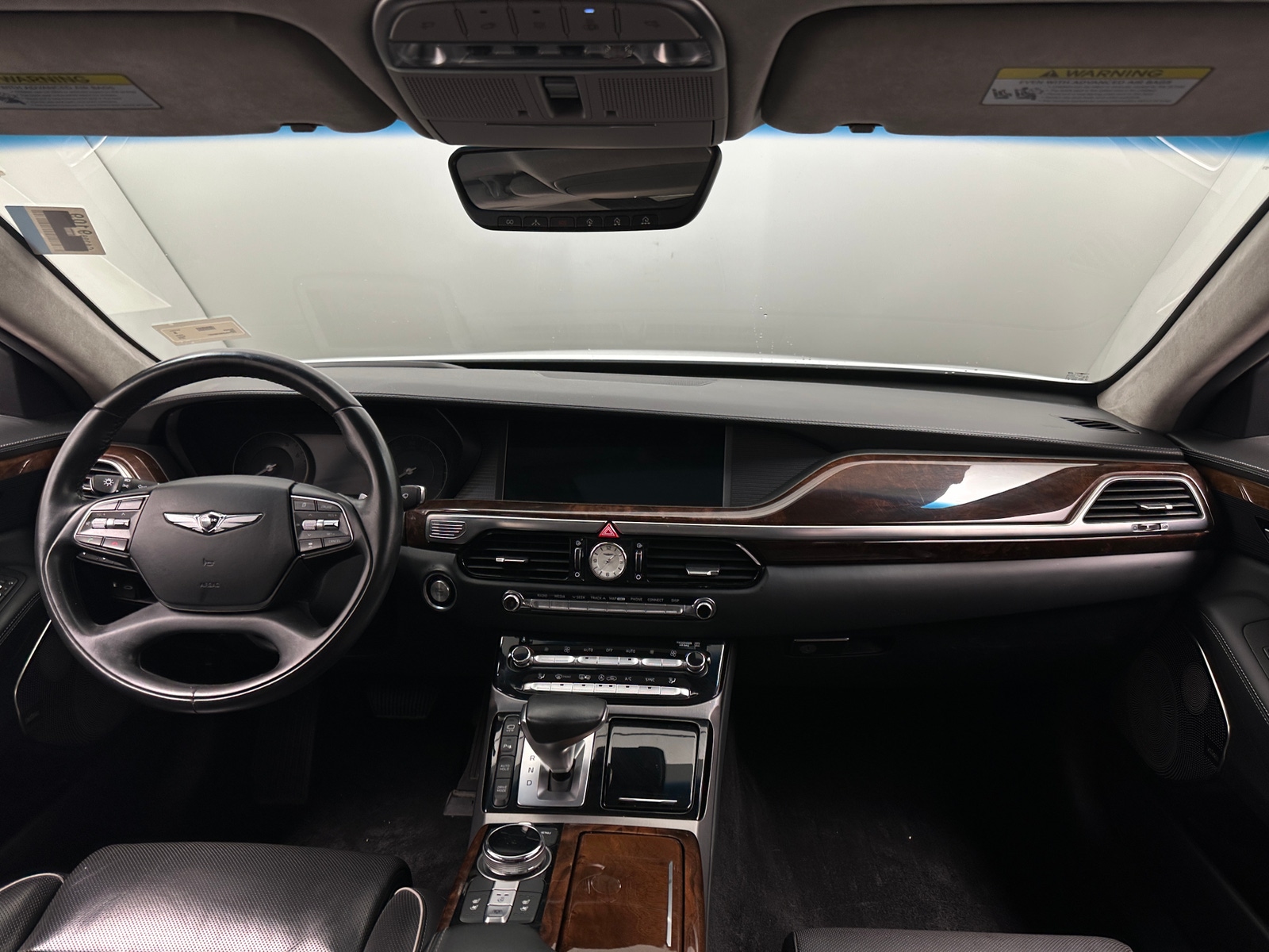 Thumbnail: 2019 Genesis G90 - 2