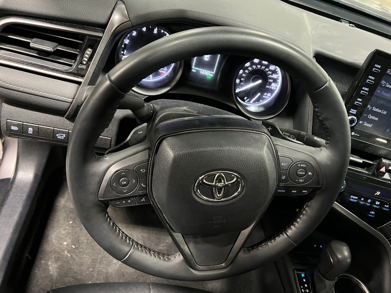 Thumbnail: 2023 Toyota Camry - 4