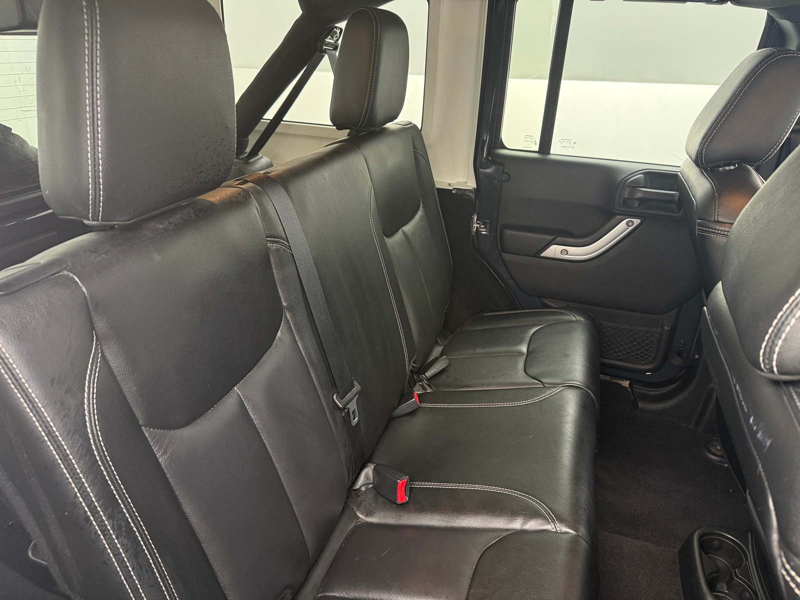 Thumbnail: 2017 Jeep Wrangler - 5