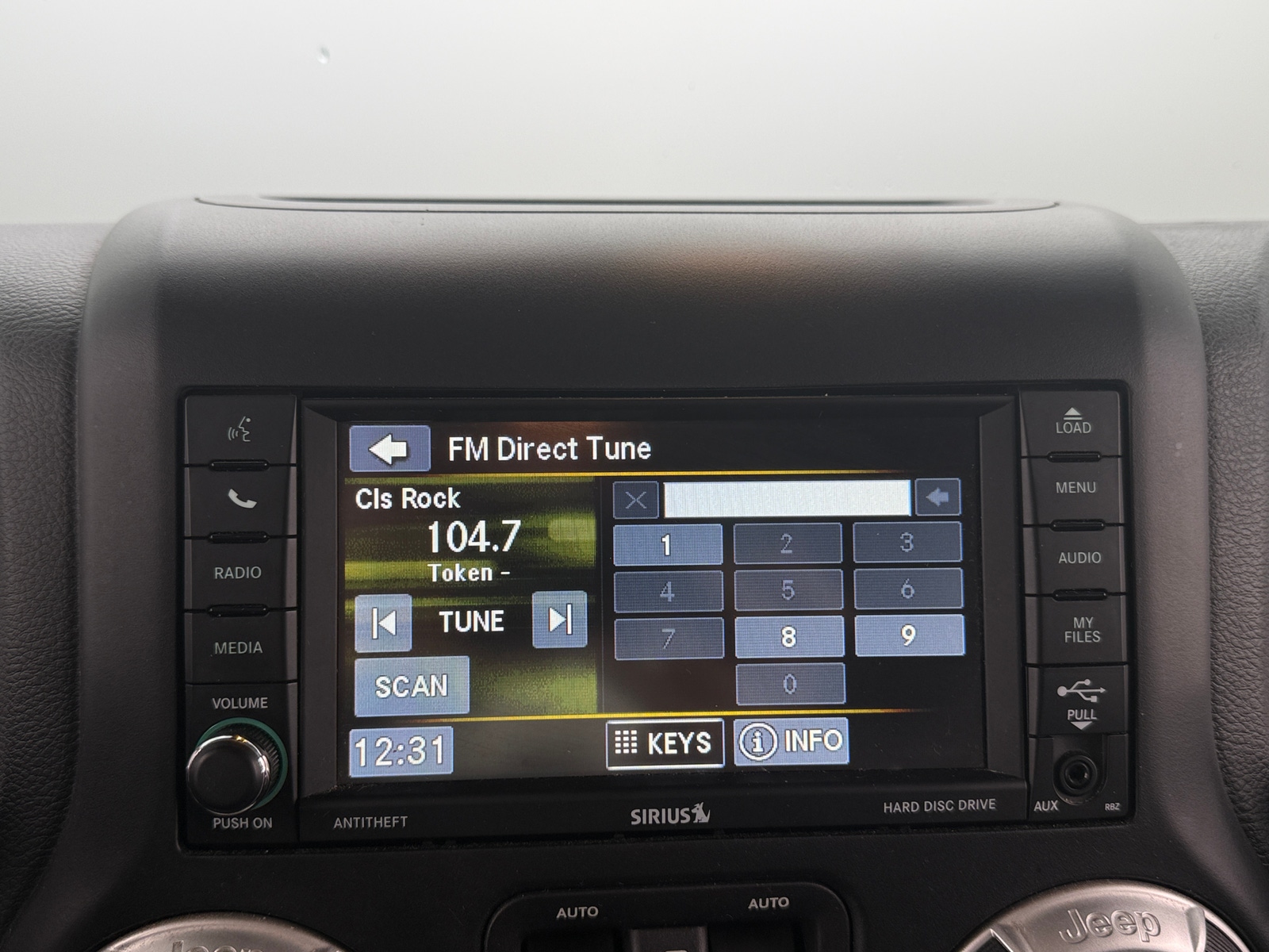 Thumbnail: 2017 Jeep Wrangler - 3