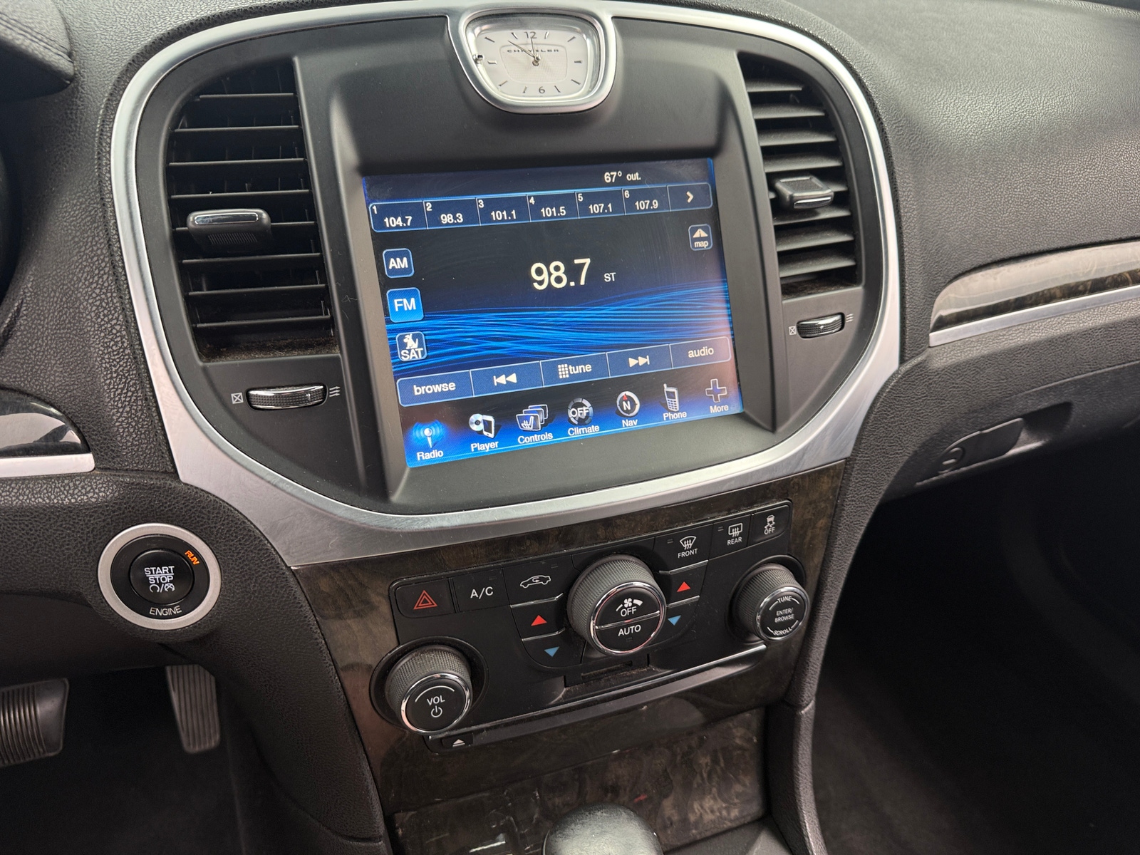 Thumbnail: 2014 Chrysler 300 - 3