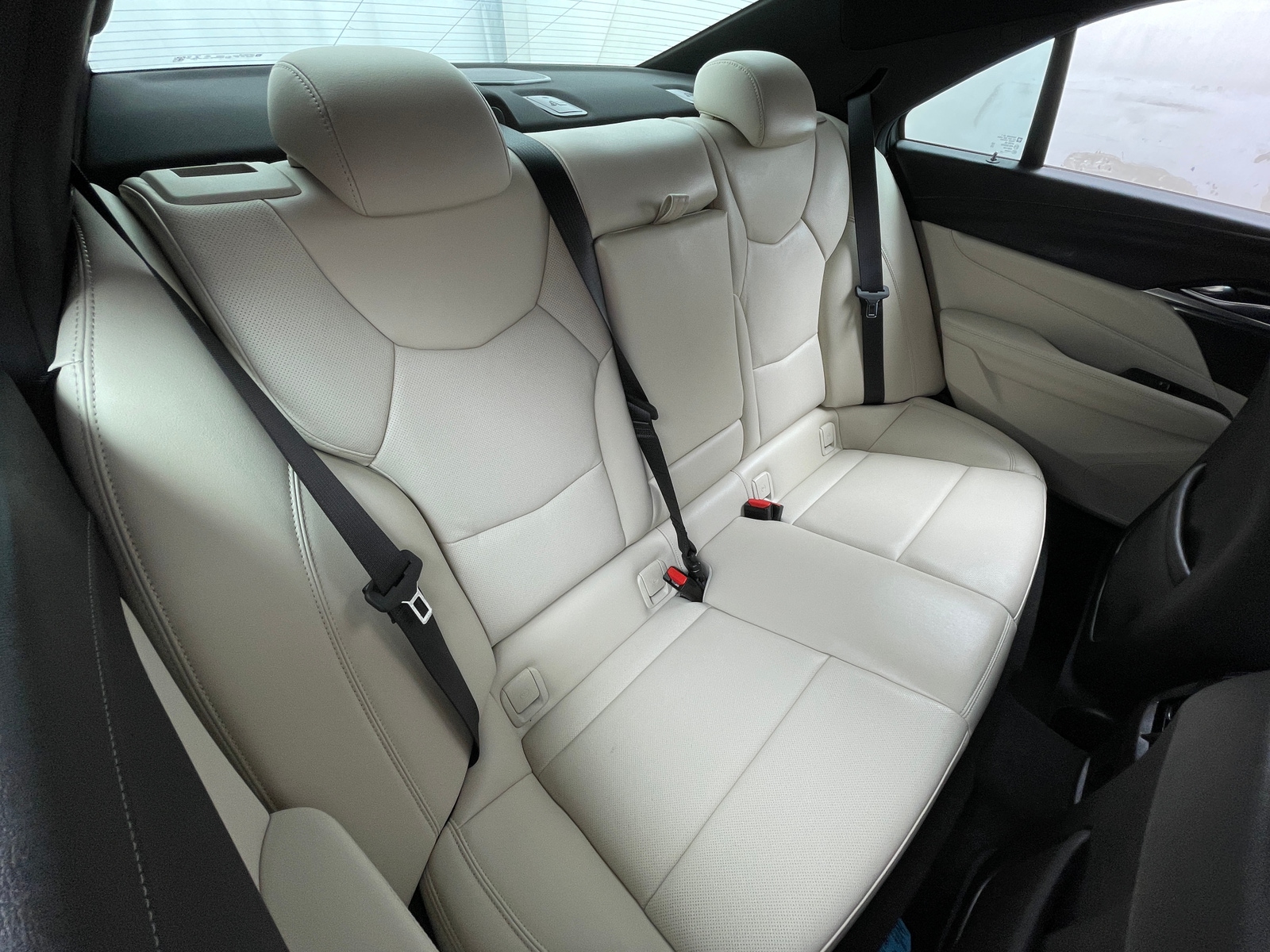 Thumbnail: 2023 Cadillac CT4 - 5