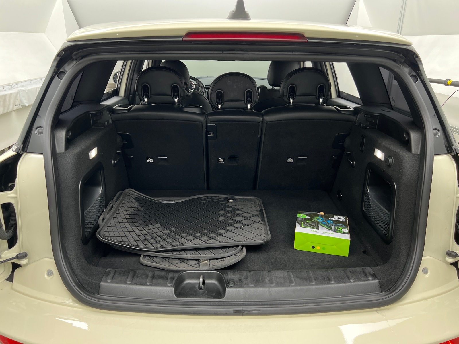 Thumbnail: 2020 MINI Cooper Clubman - 6